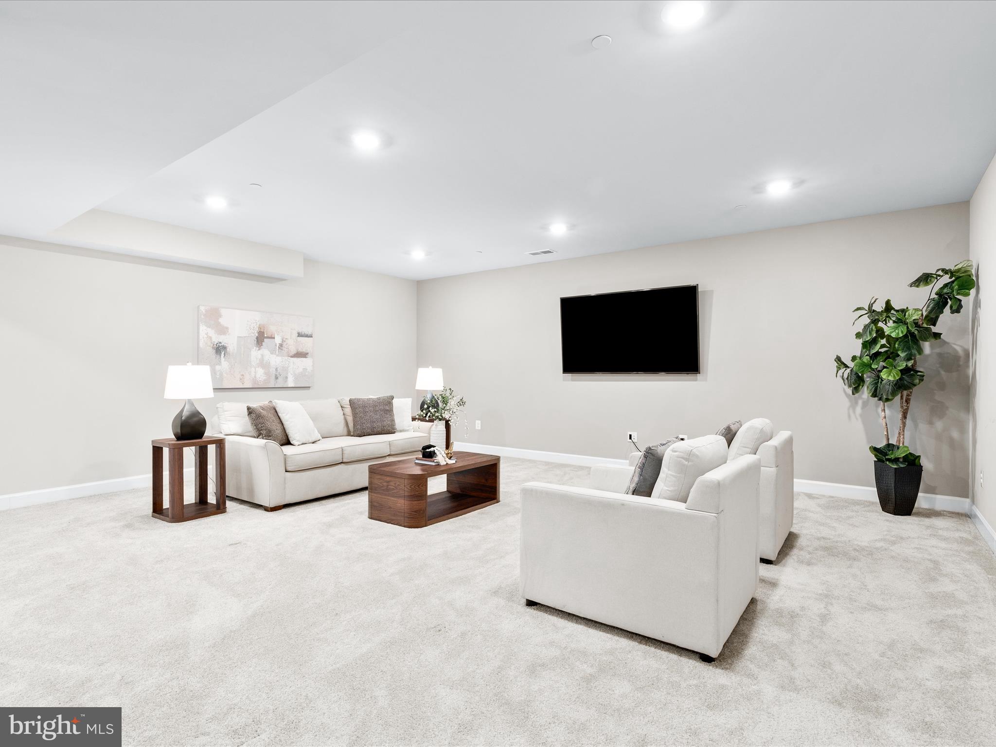 STONE BARN VILLAGE - Residential