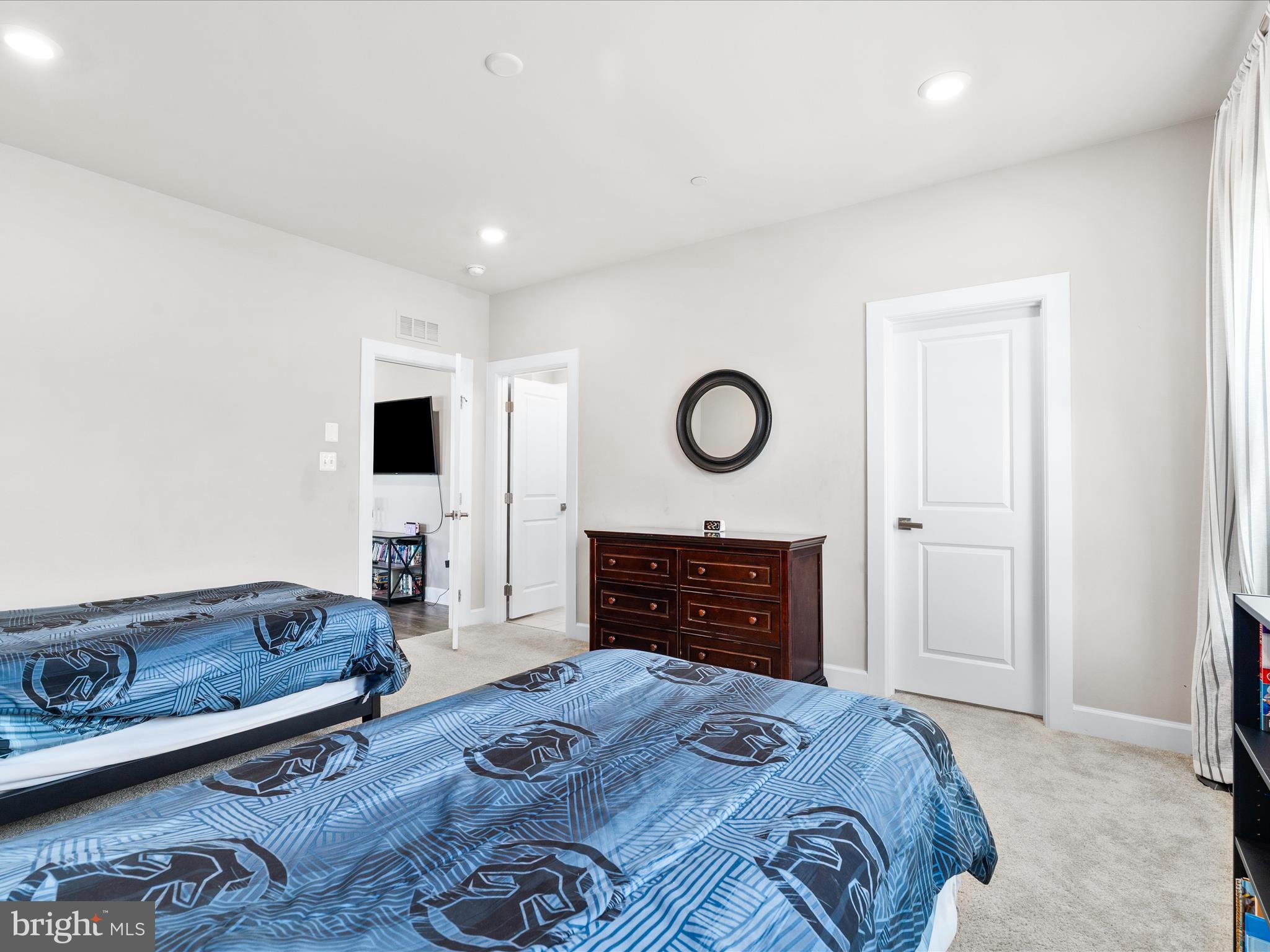 STONE BARN VILLAGE - Residential