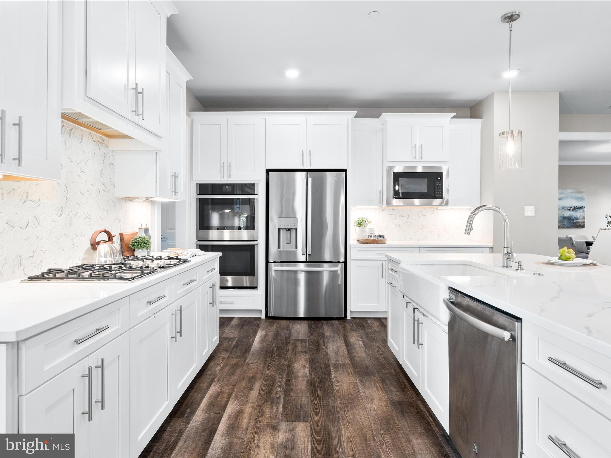 STONE BARN VILLAGE - Residential