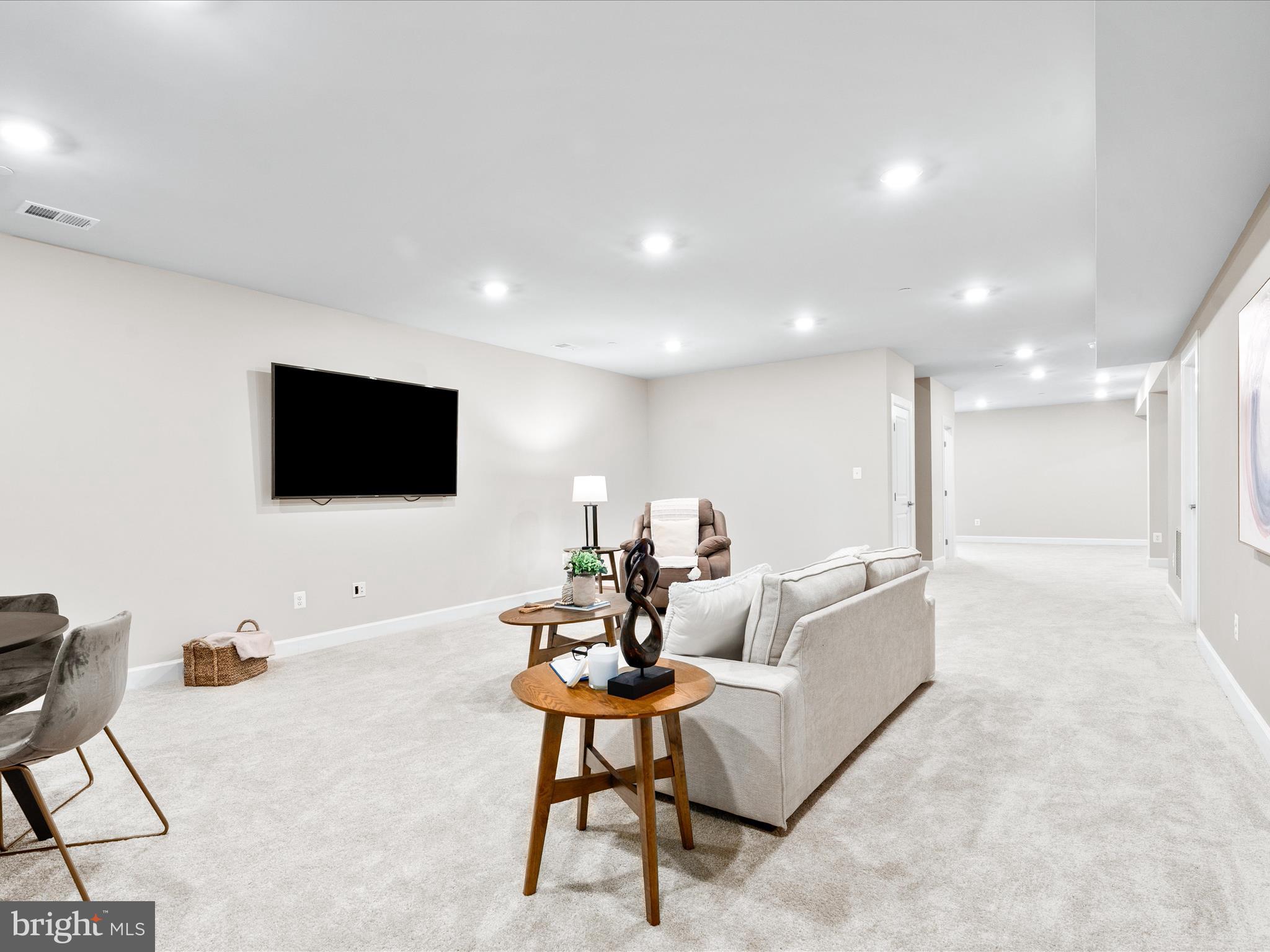 STONE BARN VILLAGE - Residential