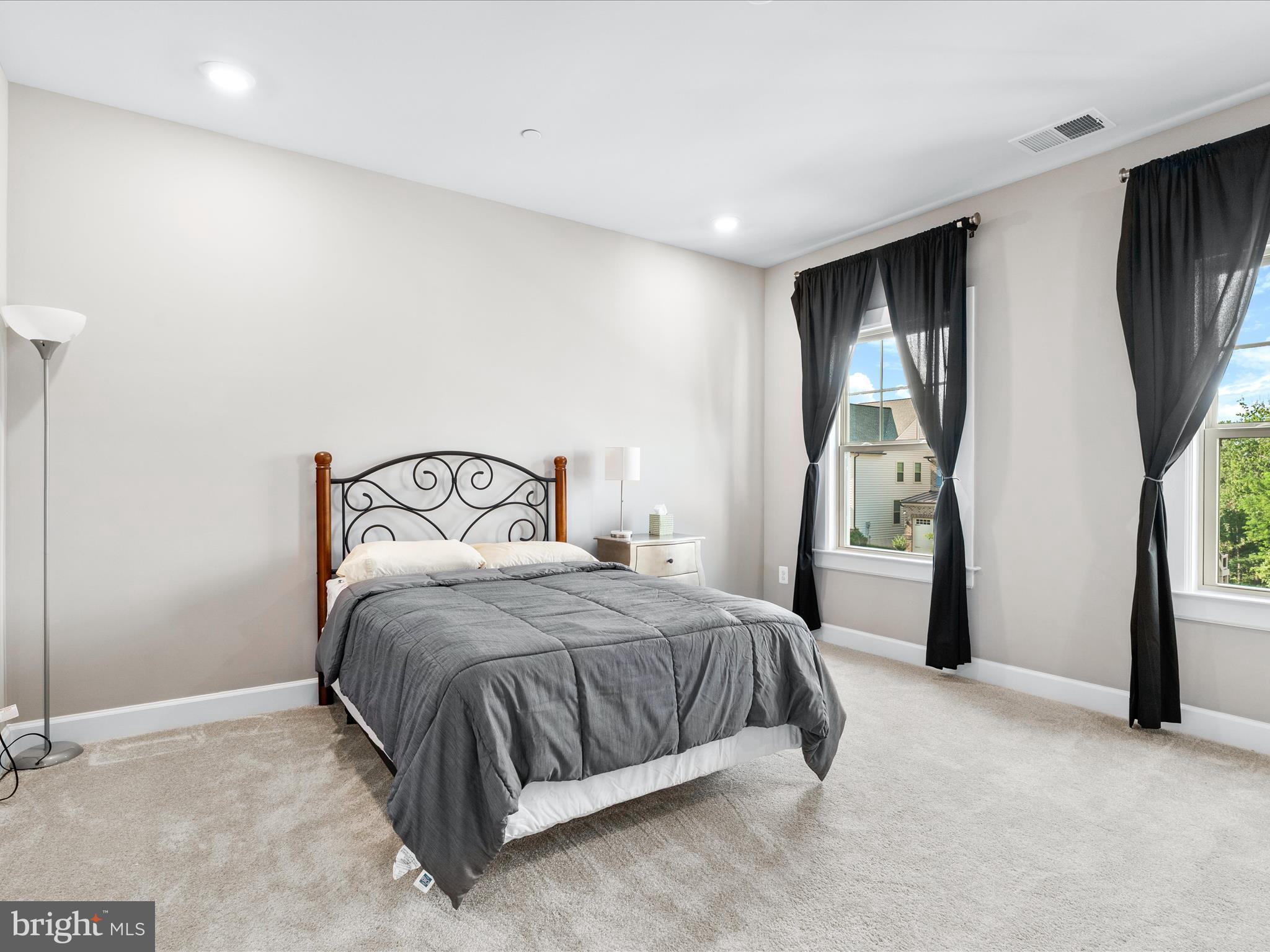 STONE BARN VILLAGE - Residential