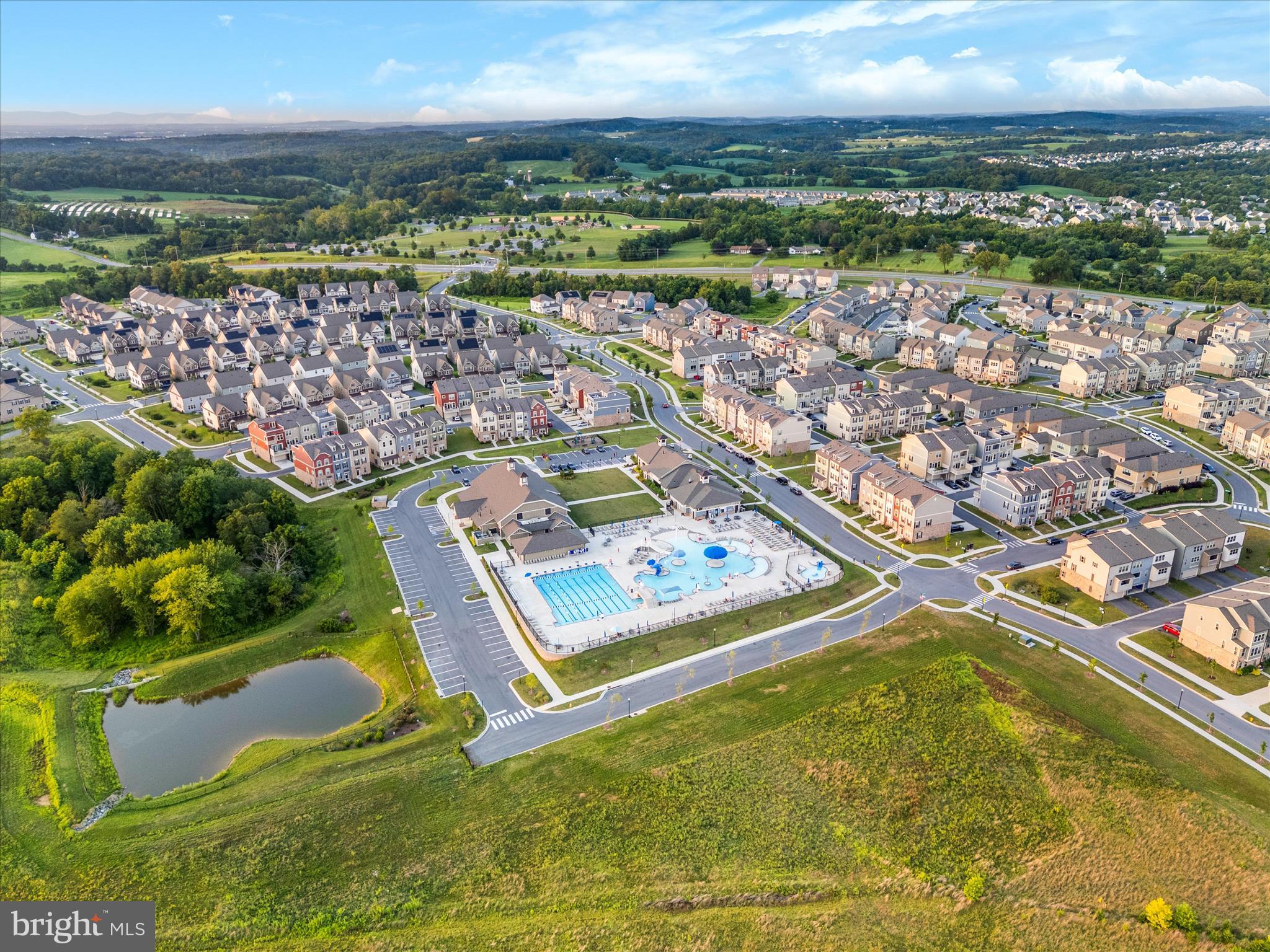 STONE BARN VILLAGE - Residential