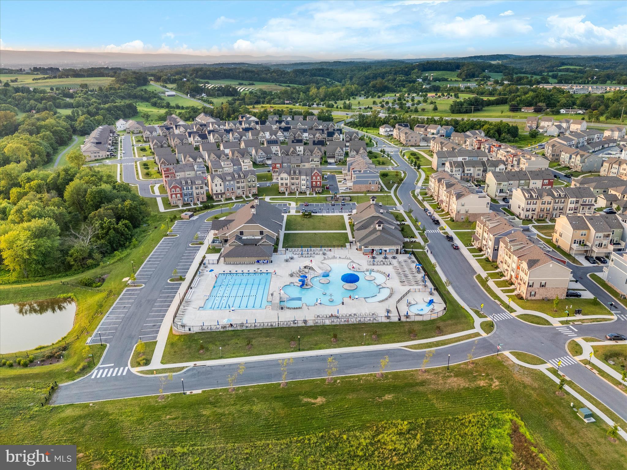 STONE BARN VILLAGE - Residential