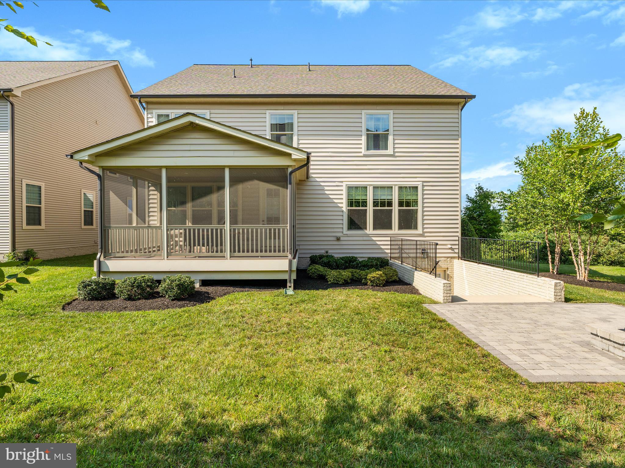 STONE BARN VILLAGE - Residential