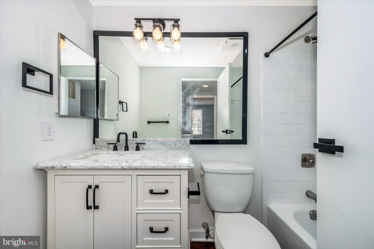 GOLDENTREE - Residential