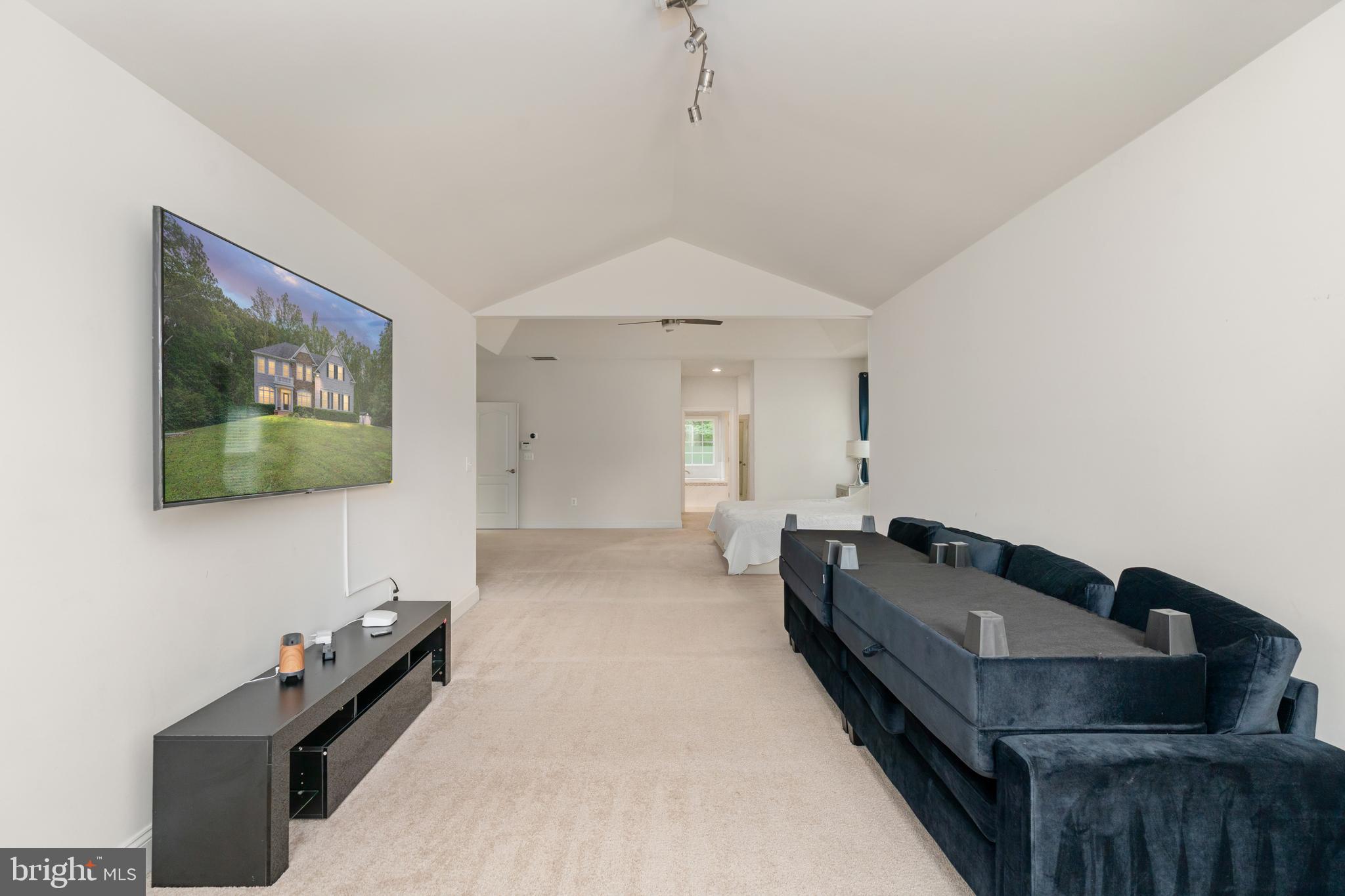 OAKLEY FARMS - Residential