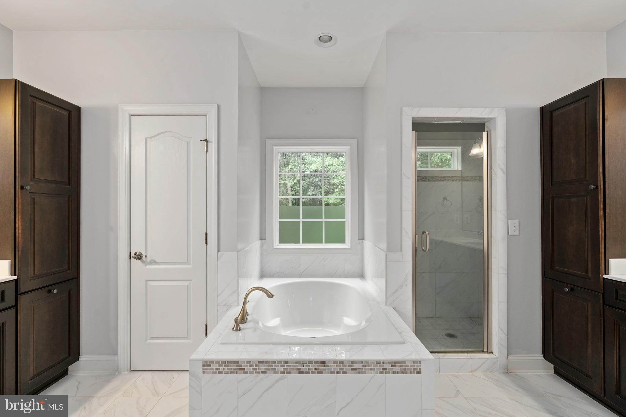 OAKLEY FARMS - Residential