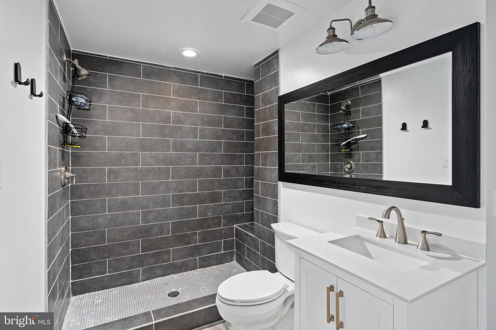 OAKLEY FARMS - Residential