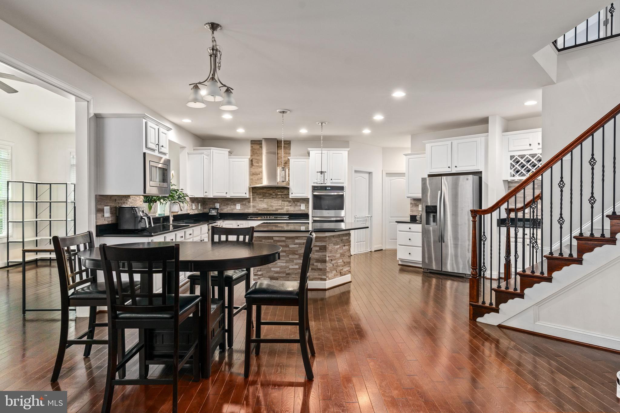 OAKLEY FARMS - Residential