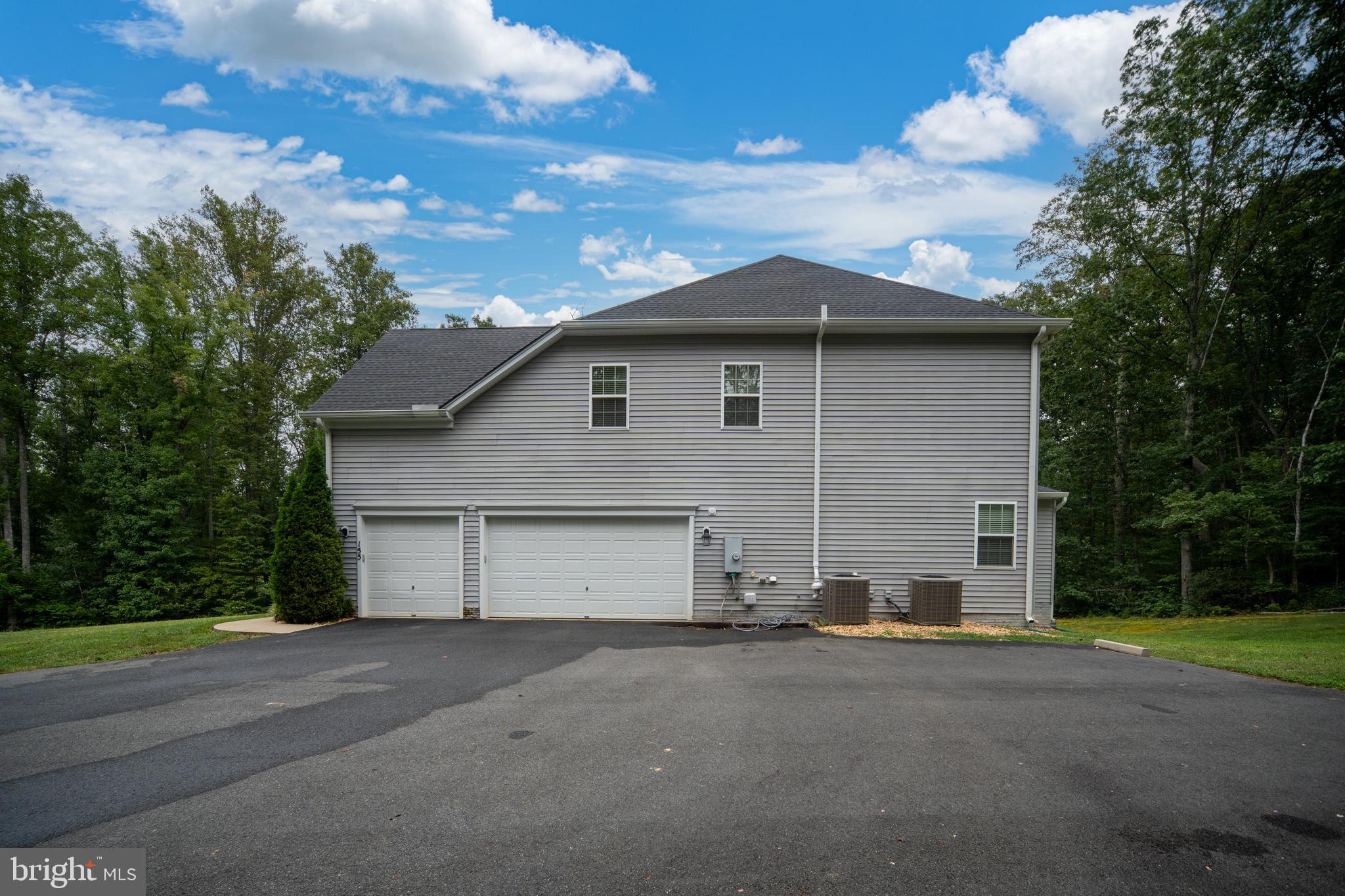 OAKLEY FARMS - Residential