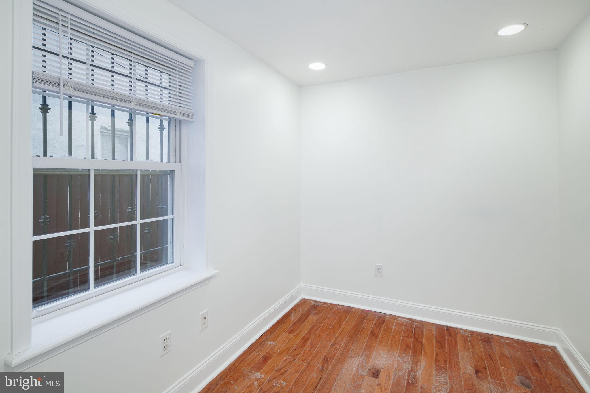 OLDE KENSINGTON - Residential