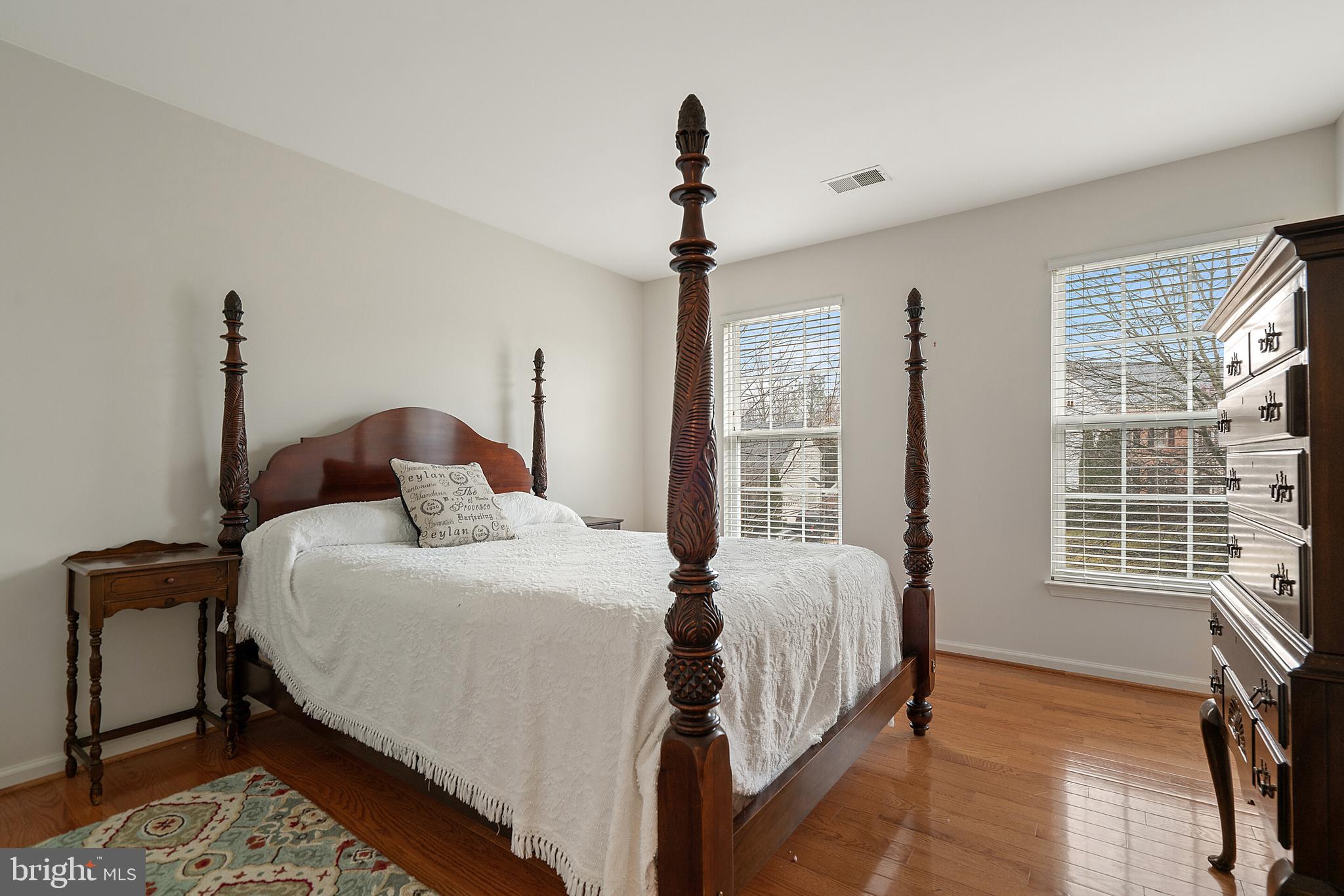 OAK VALLEY - Residential