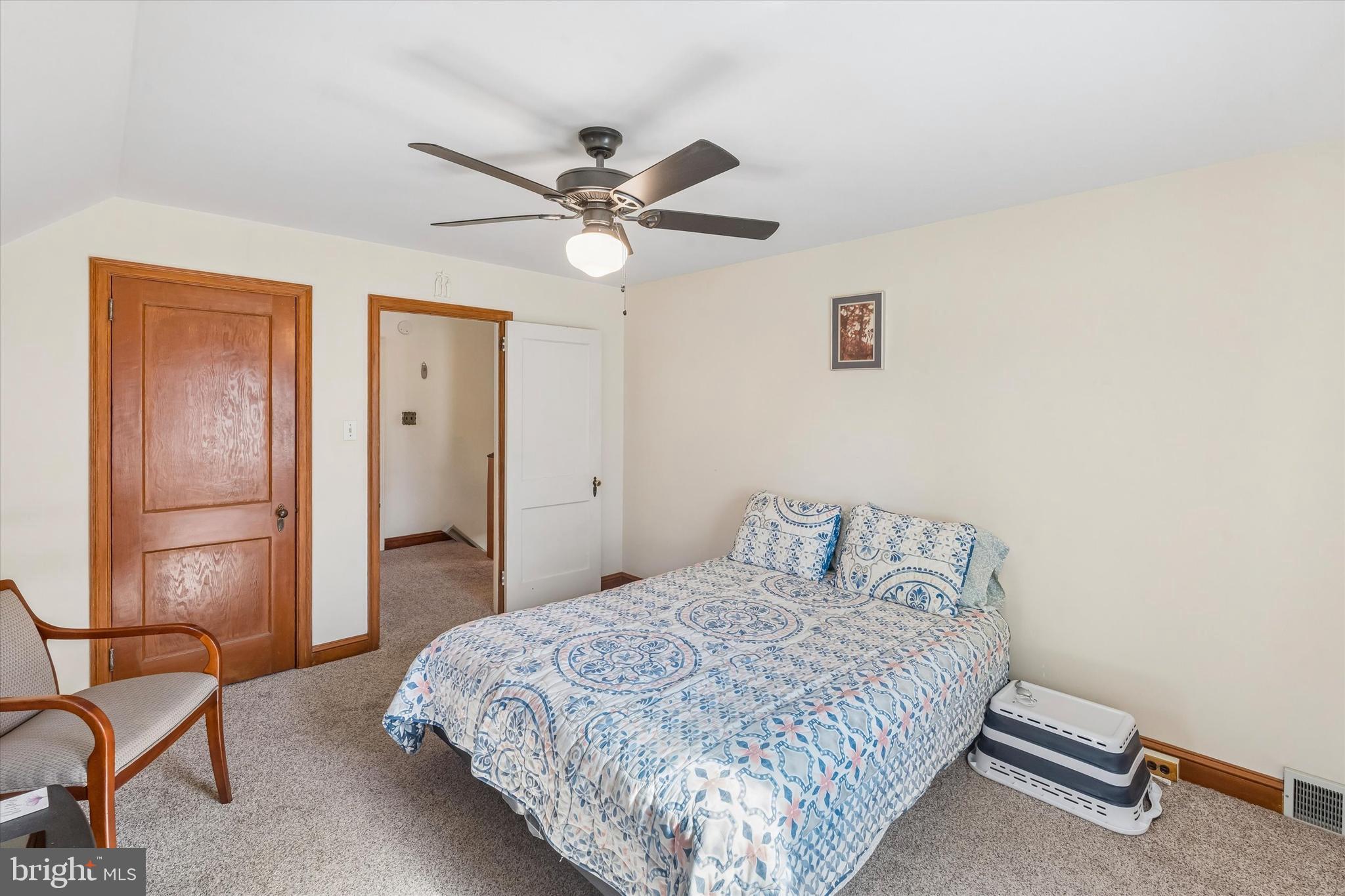 ROXBOROUGH - Residential