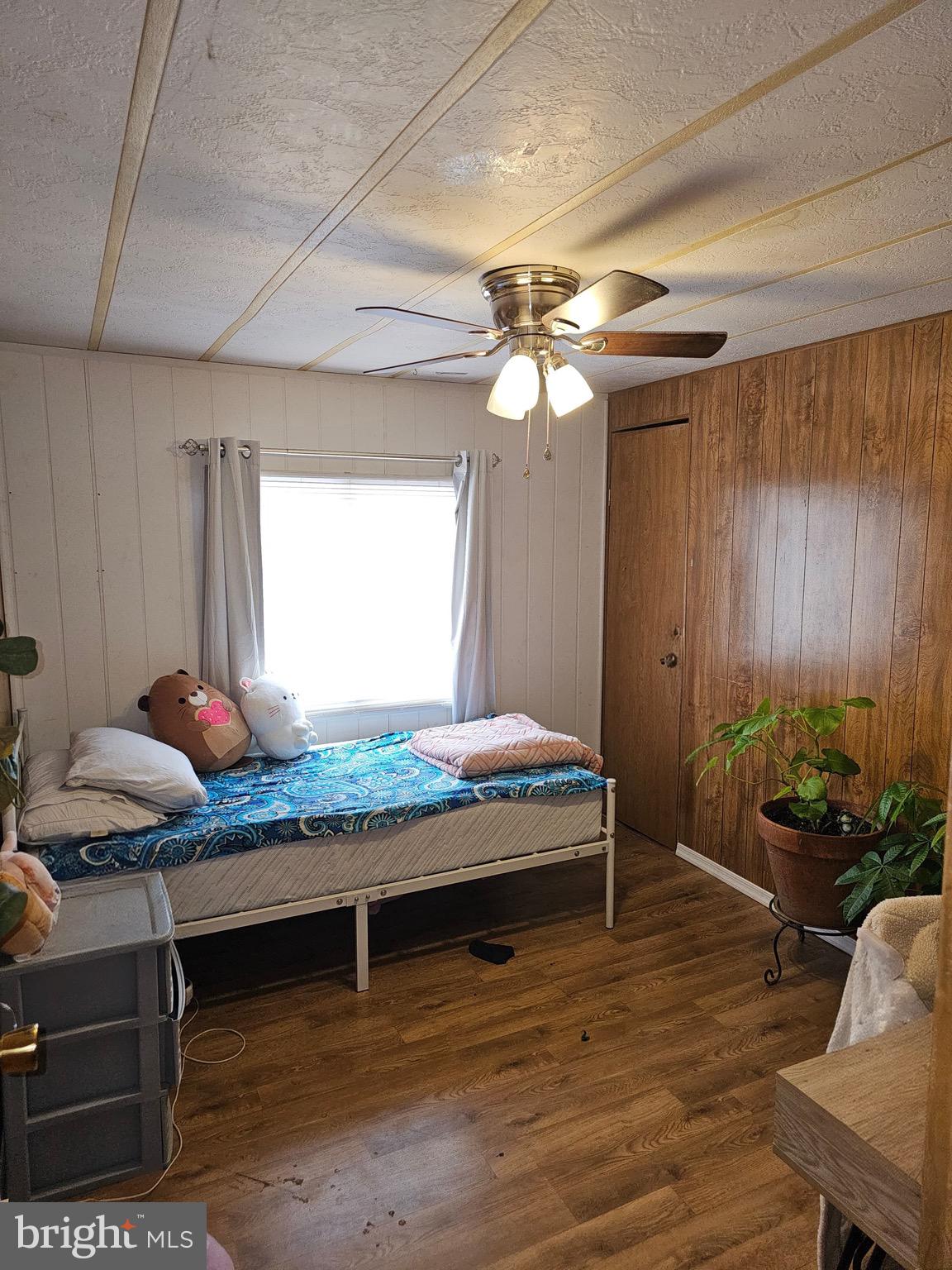 SHIPPENSBURG MOBILE ESTATES - Residential