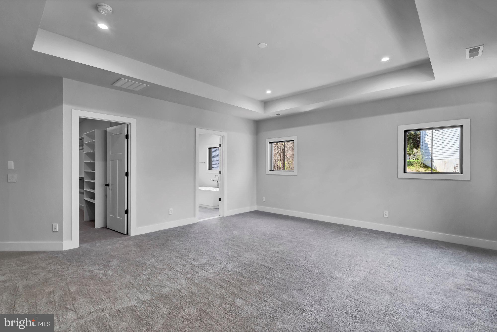 CINNAMON CREEK - Residential