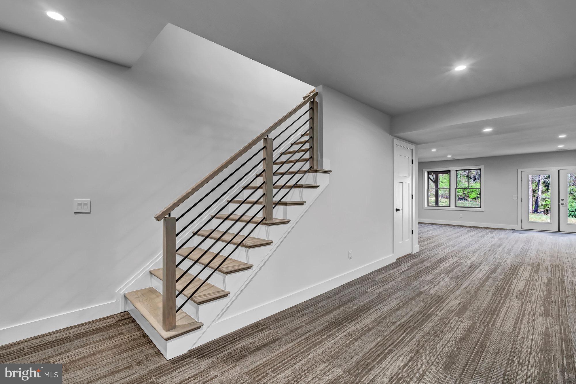 CINNAMON CREEK - Residential