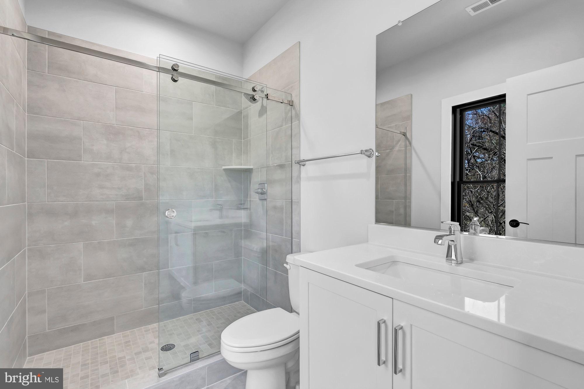 CINNAMON CREEK - Residential