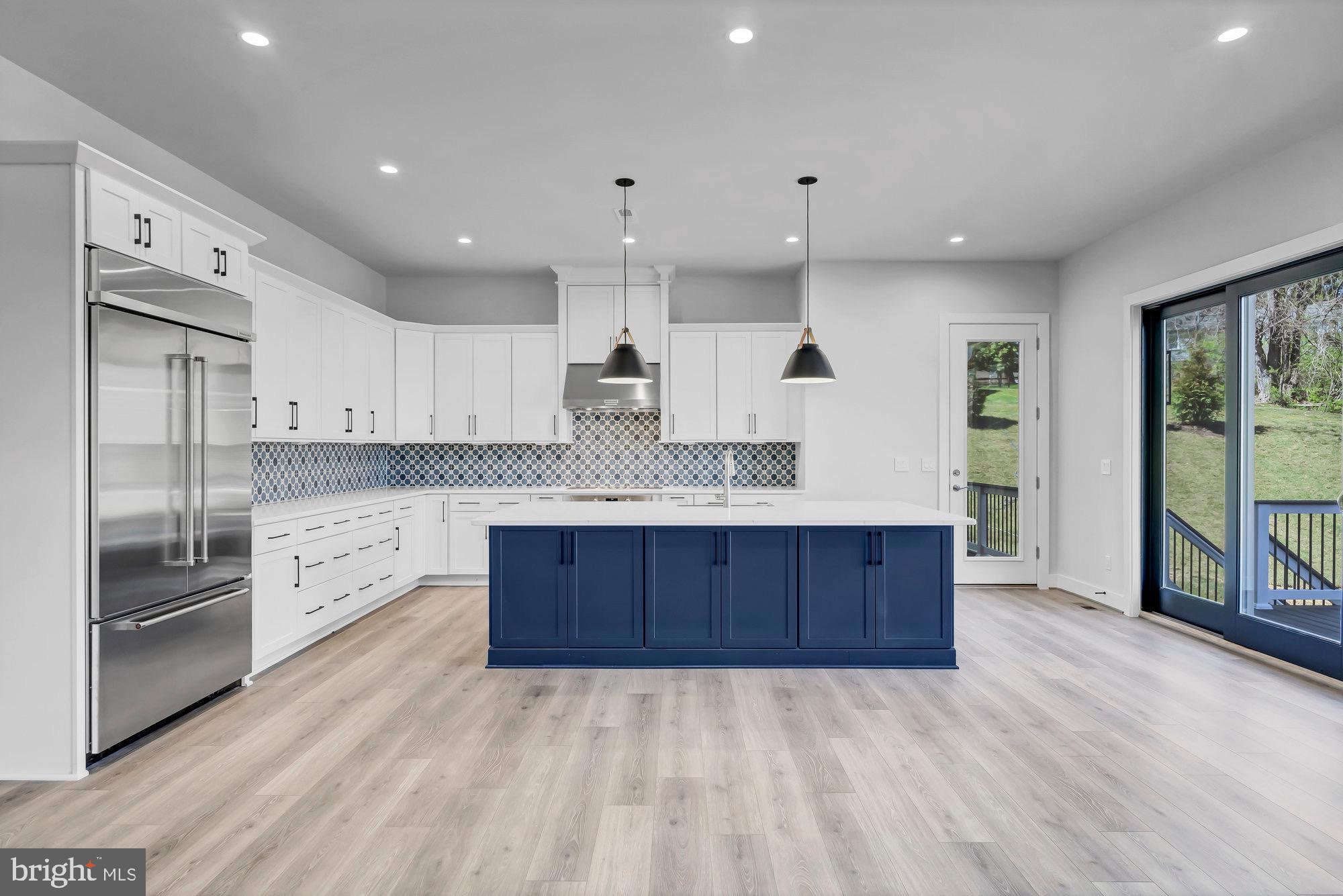 CINNAMON CREEK - Residential