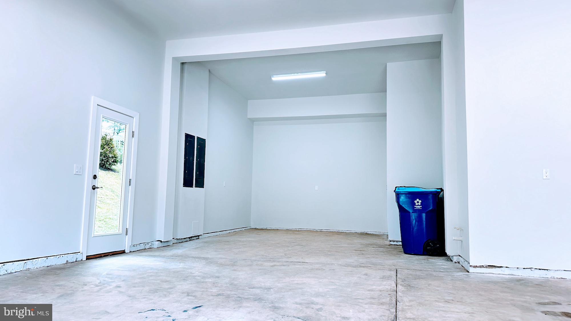 CINNAMON CREEK - Residential