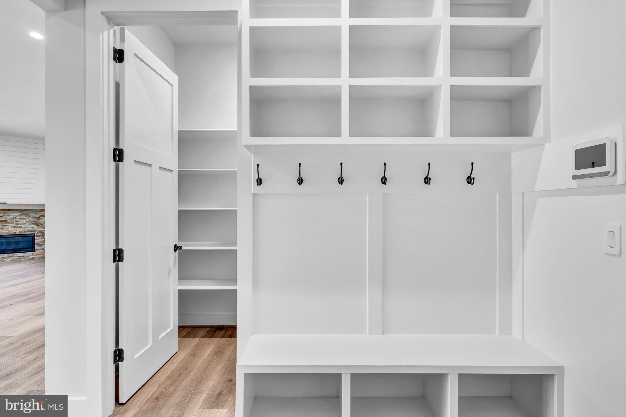 CINNAMON CREEK - Residential