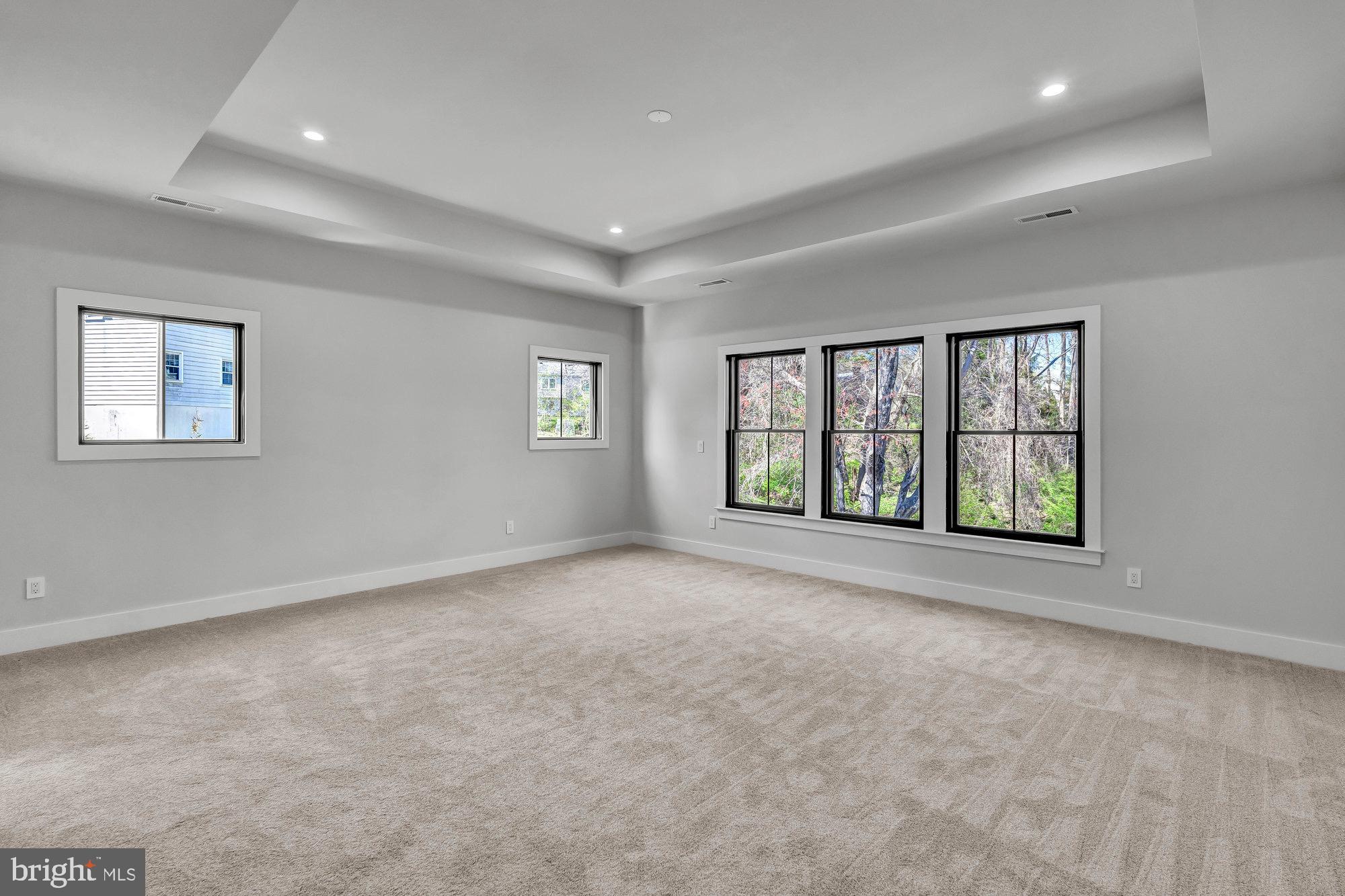 CINNAMON CREEK - Residential