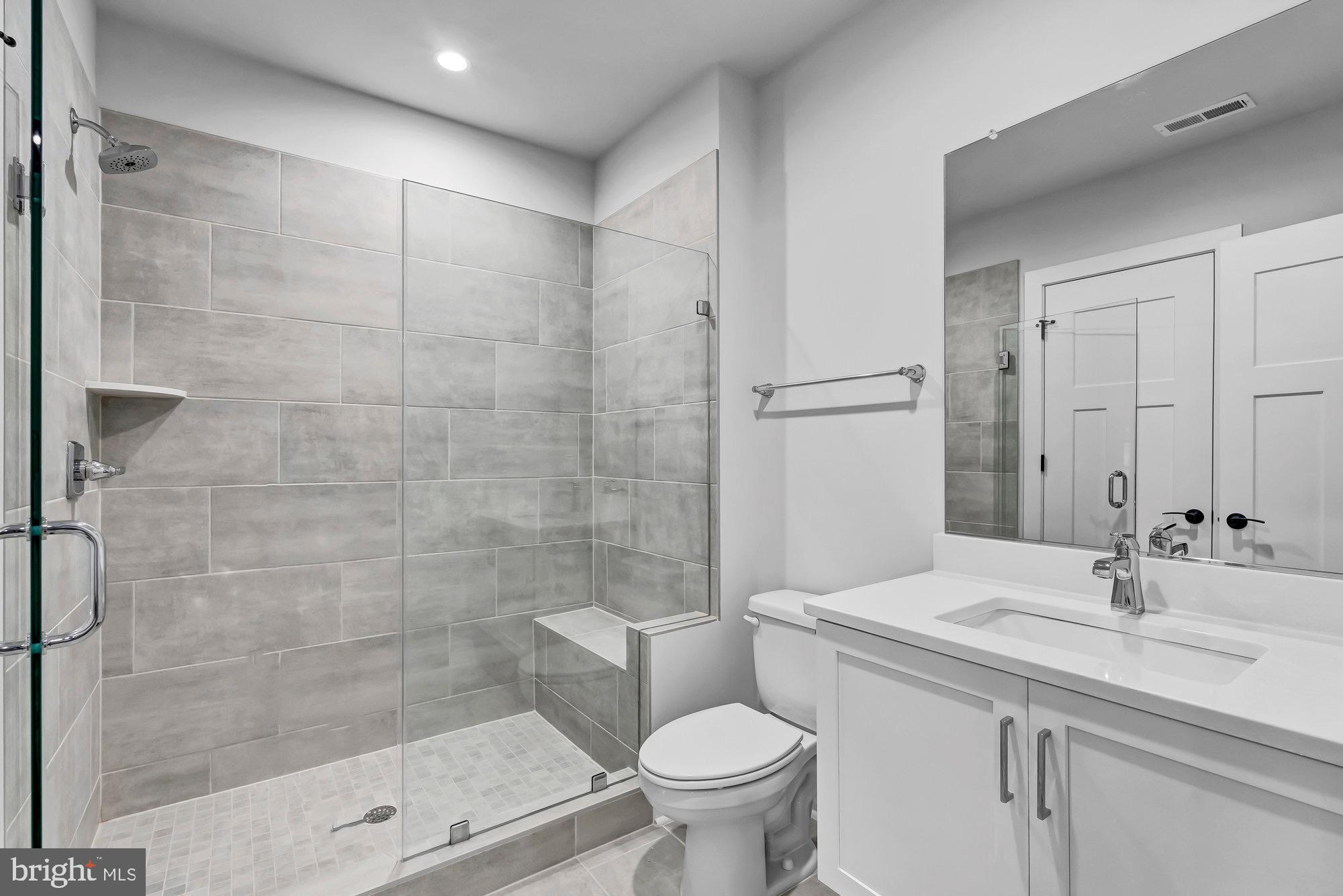 CINNAMON CREEK - Residential