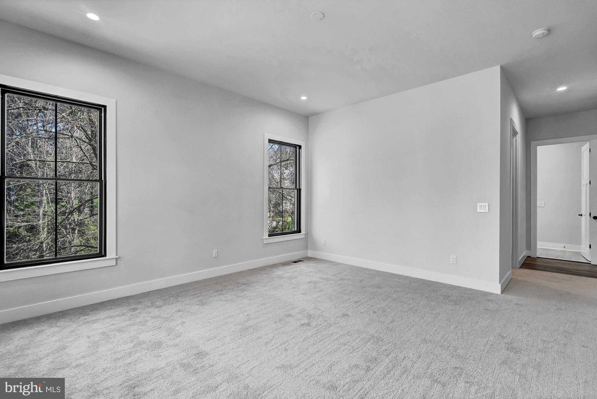 CINNAMON CREEK - Residential