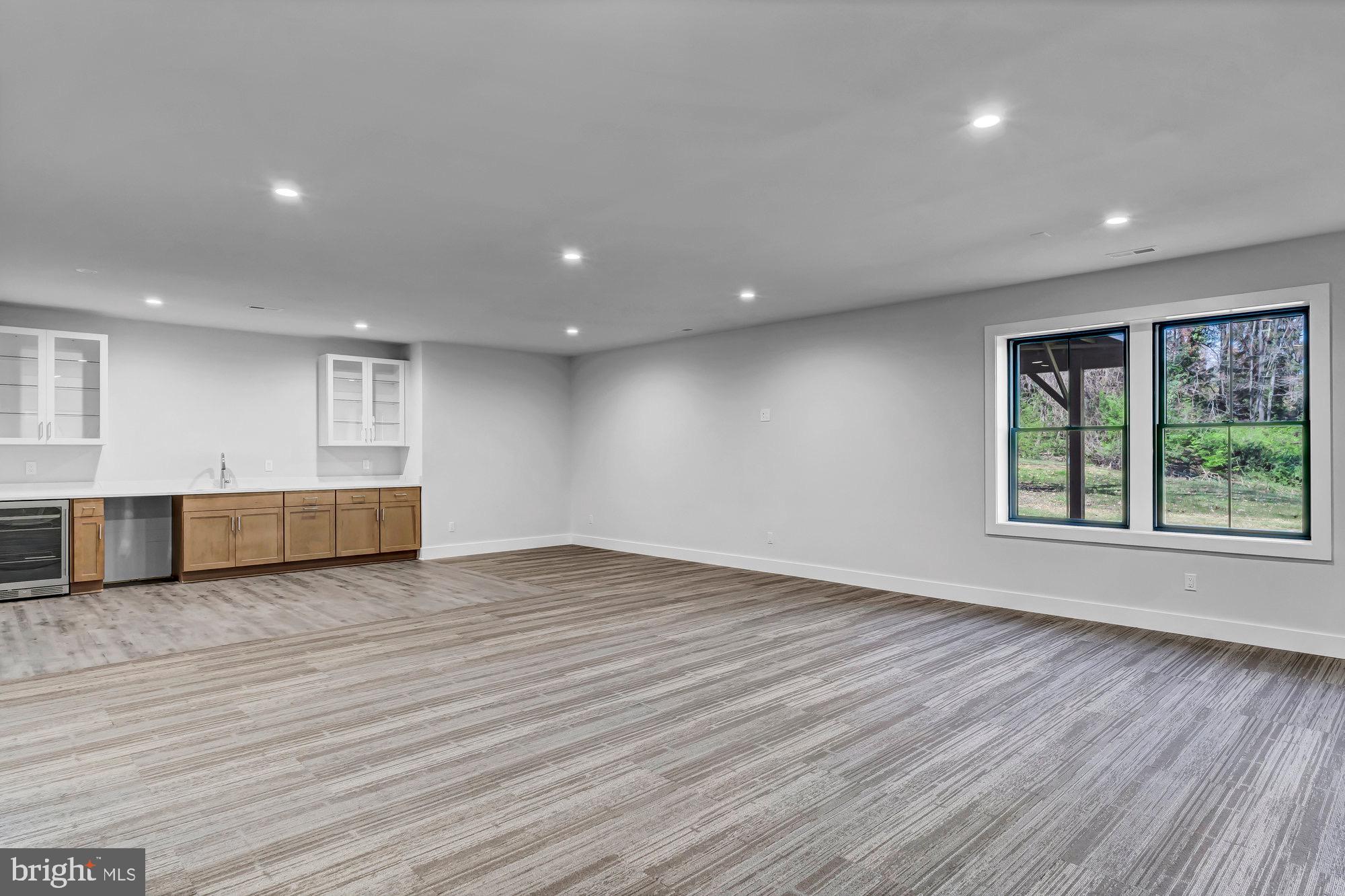 CINNAMON CREEK - Residential