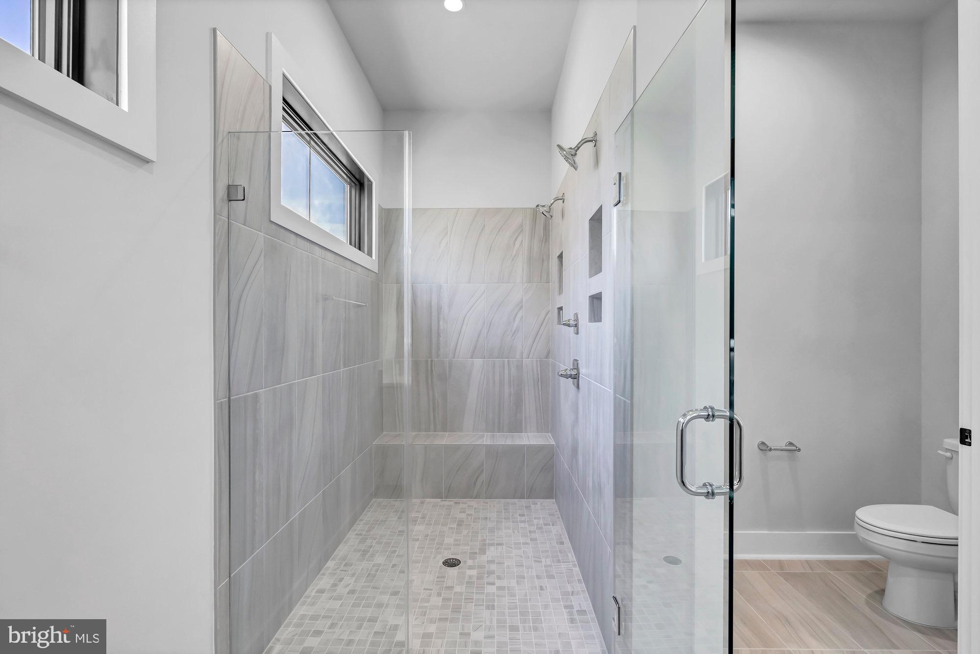 CINNAMON CREEK - Residential