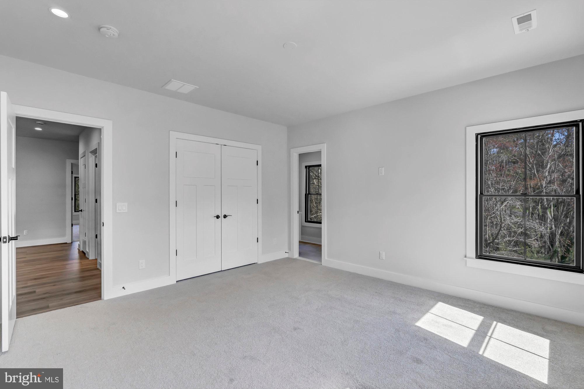 CINNAMON CREEK - Residential