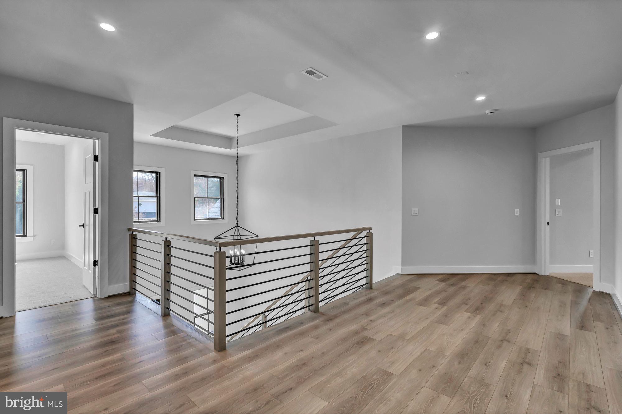 CINNAMON CREEK - Residential