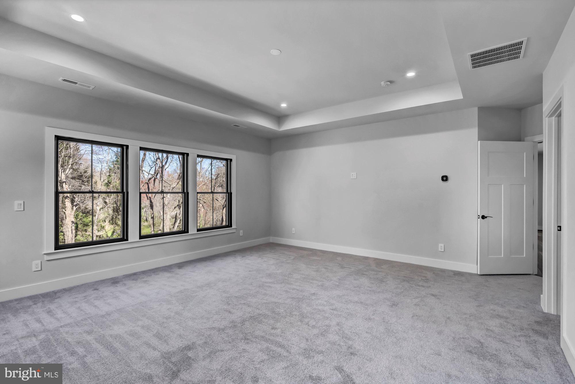 CINNAMON CREEK - Residential