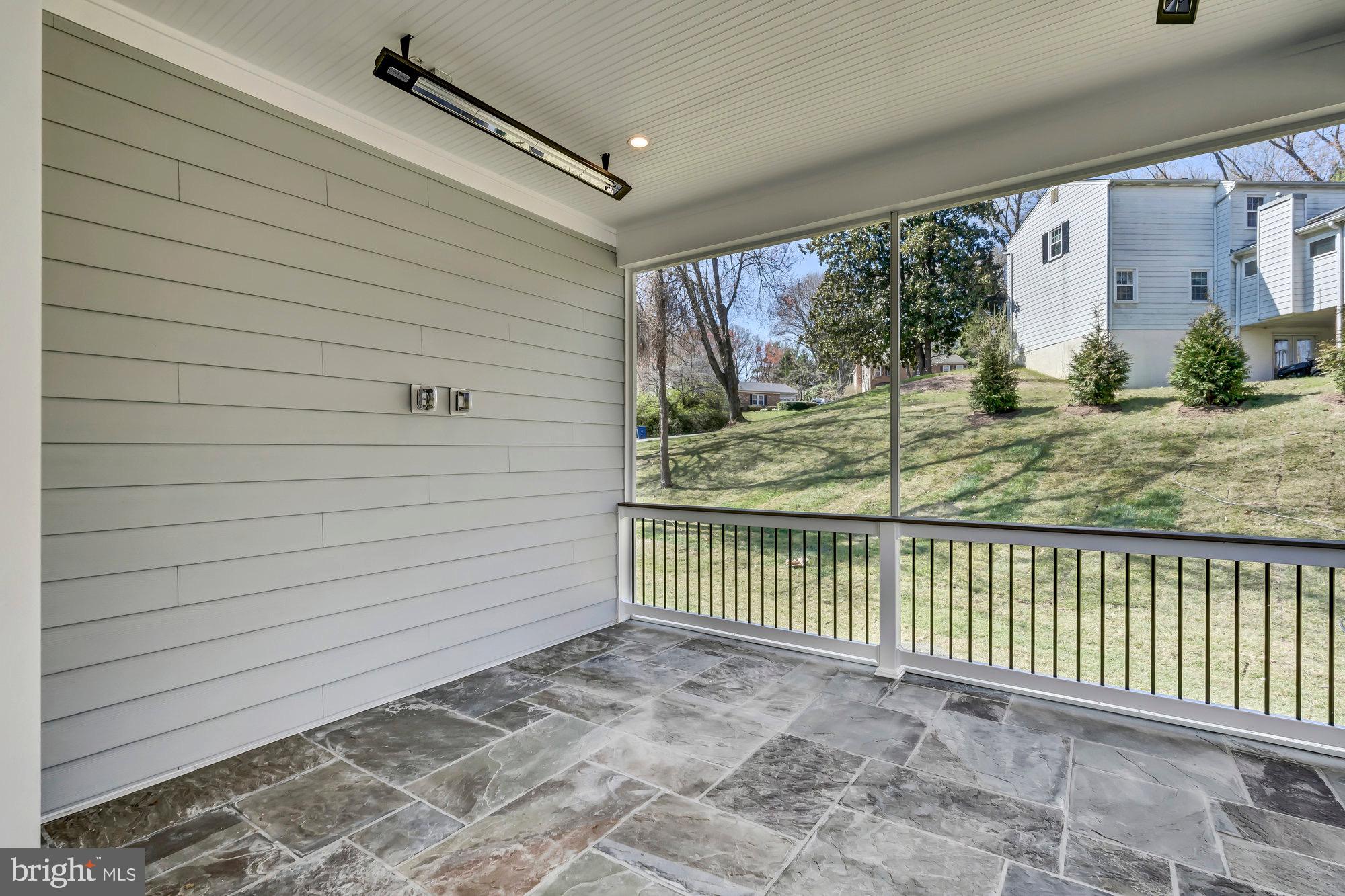 CINNAMON CREEK - Residential