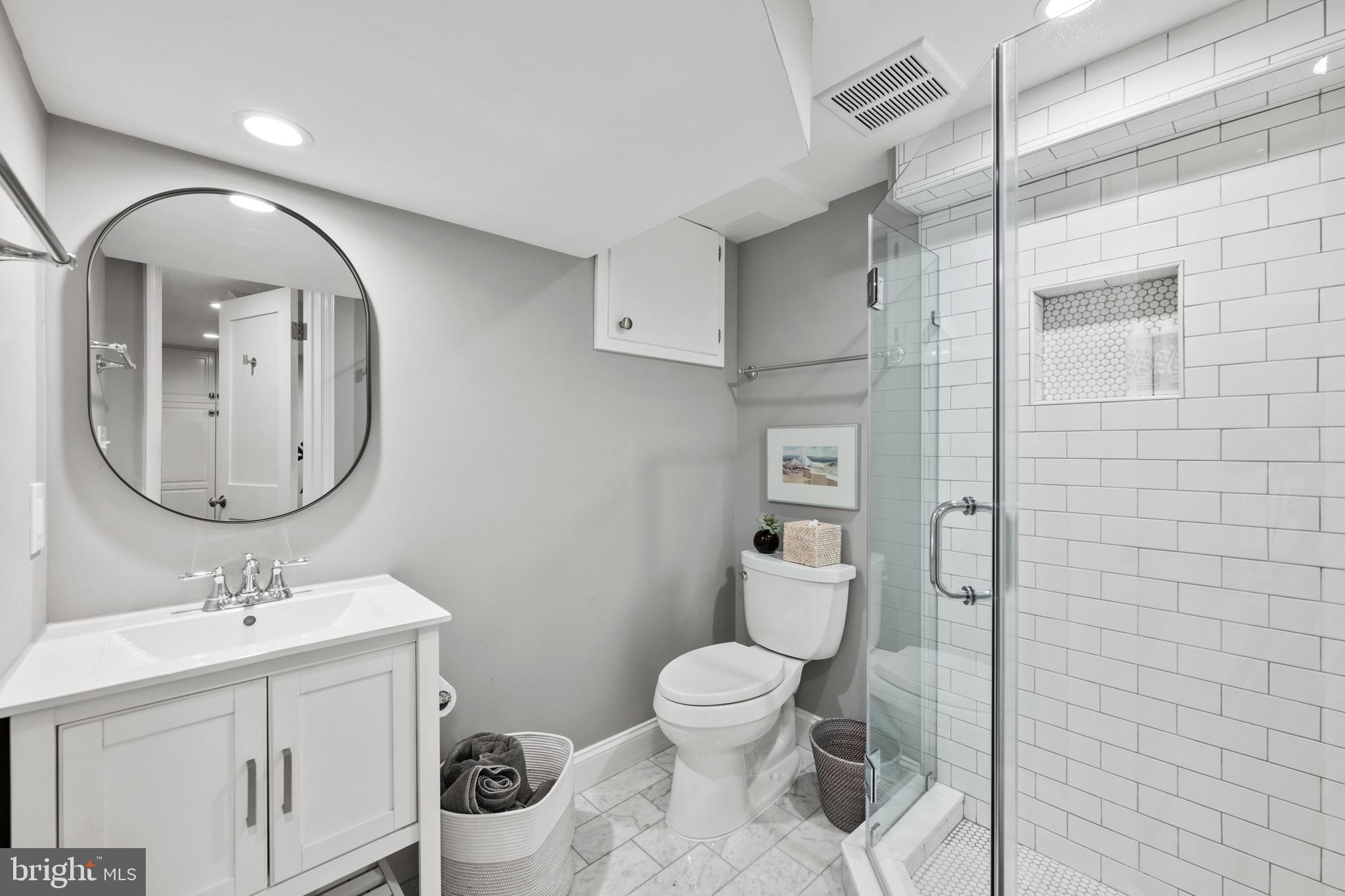 WOODACRES - Residential