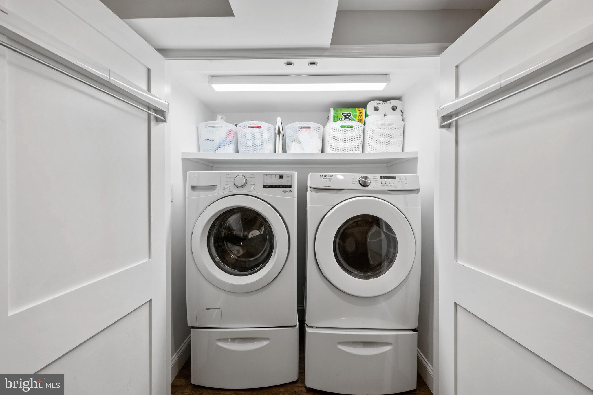 WOODACRES - Residential