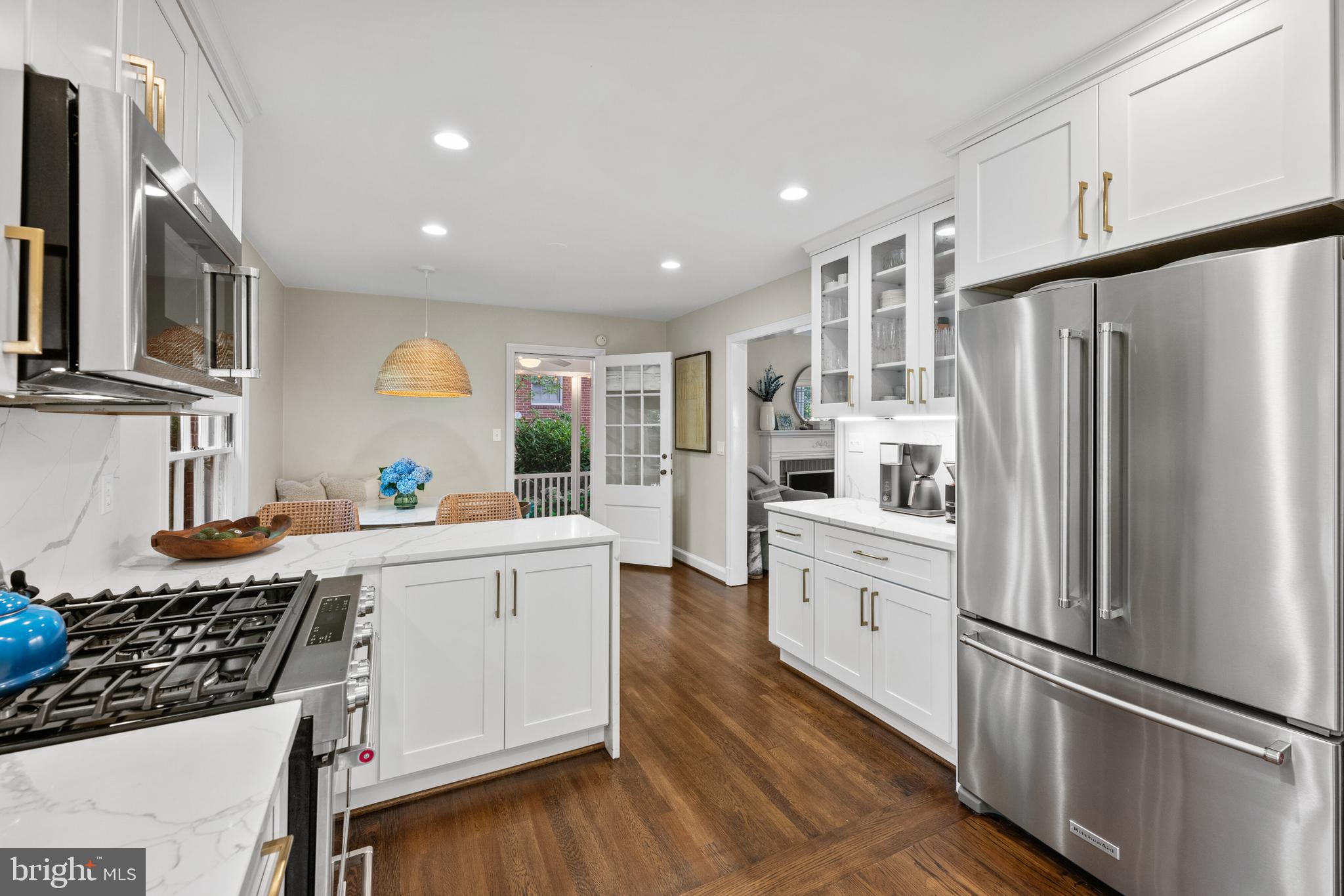 WOODACRES - Residential