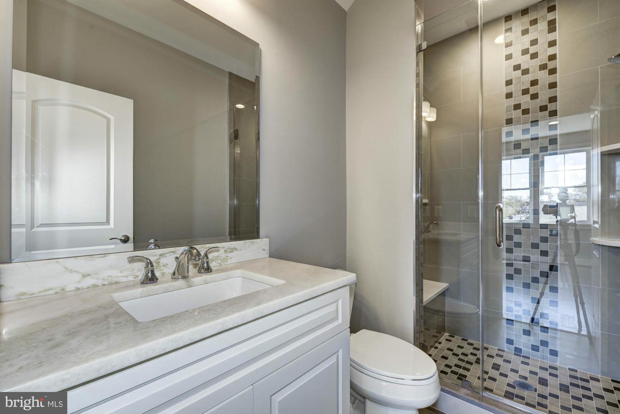 LAUDERDALE - Residential