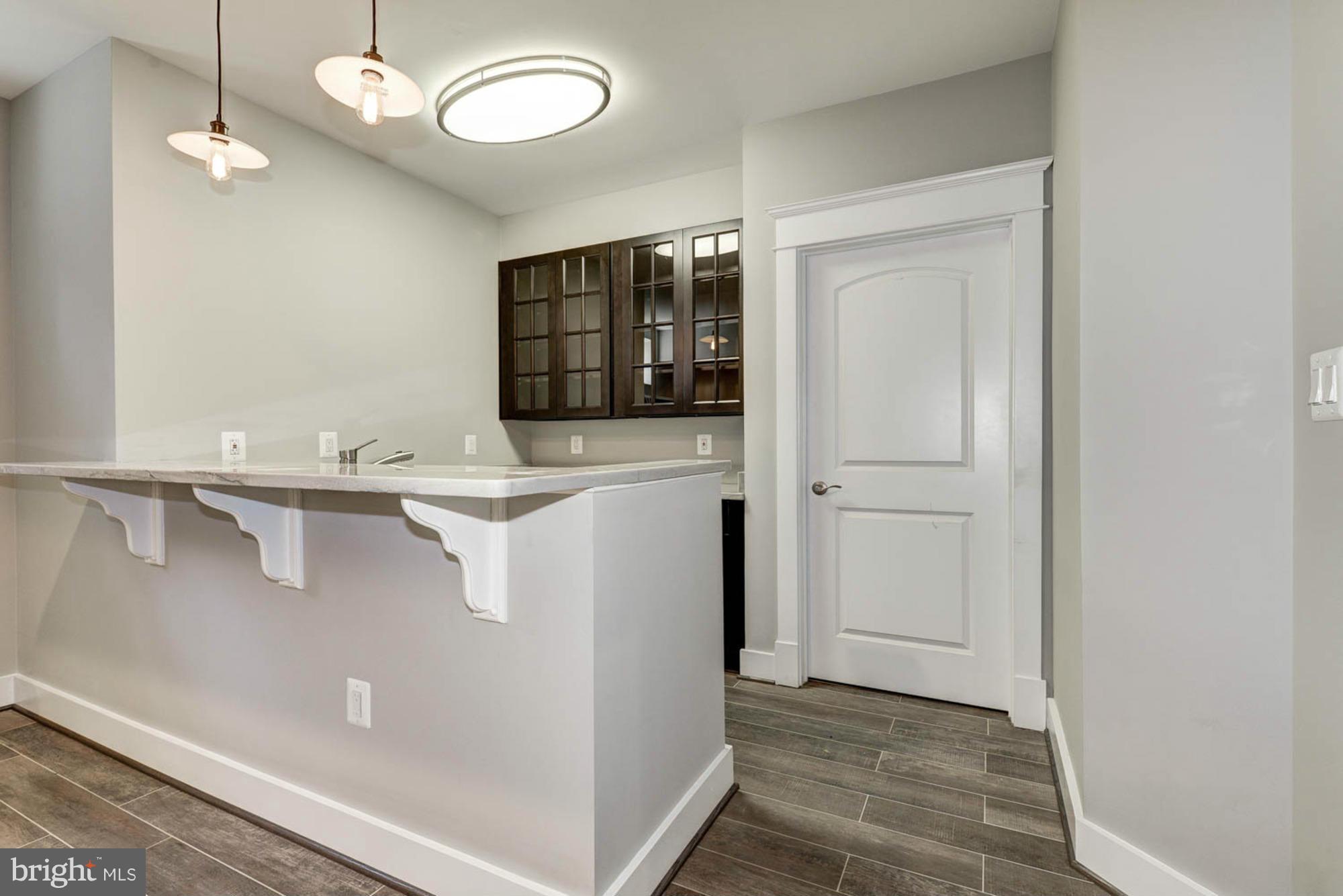 LAUDERDALE - Residential