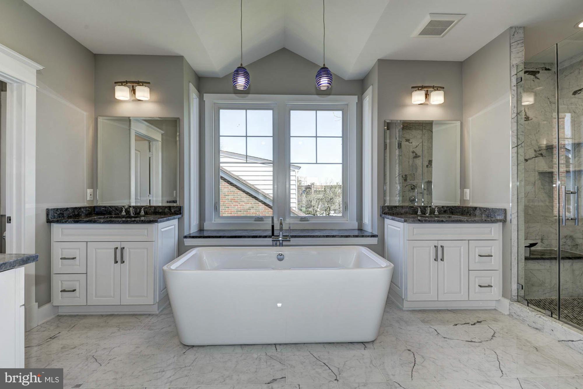 LAUDERDALE - Residential