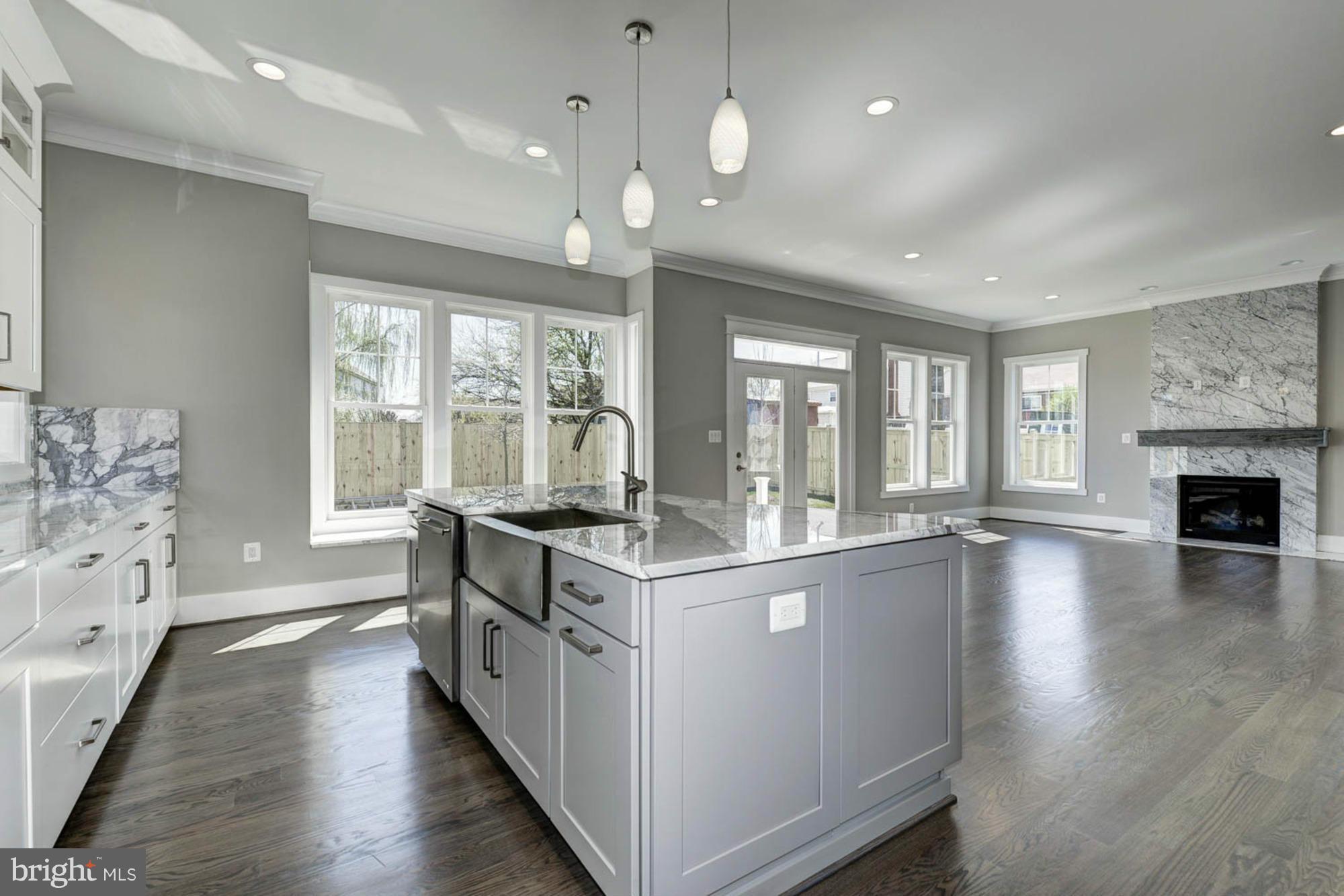 LAUDERDALE - Residential