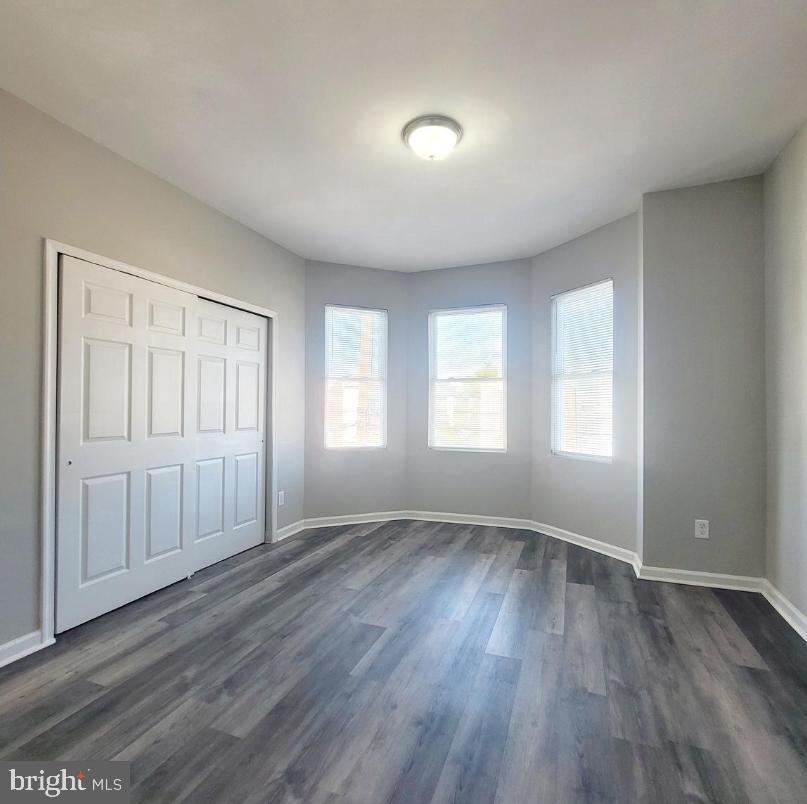 HUNTING PARK - Residential Lease