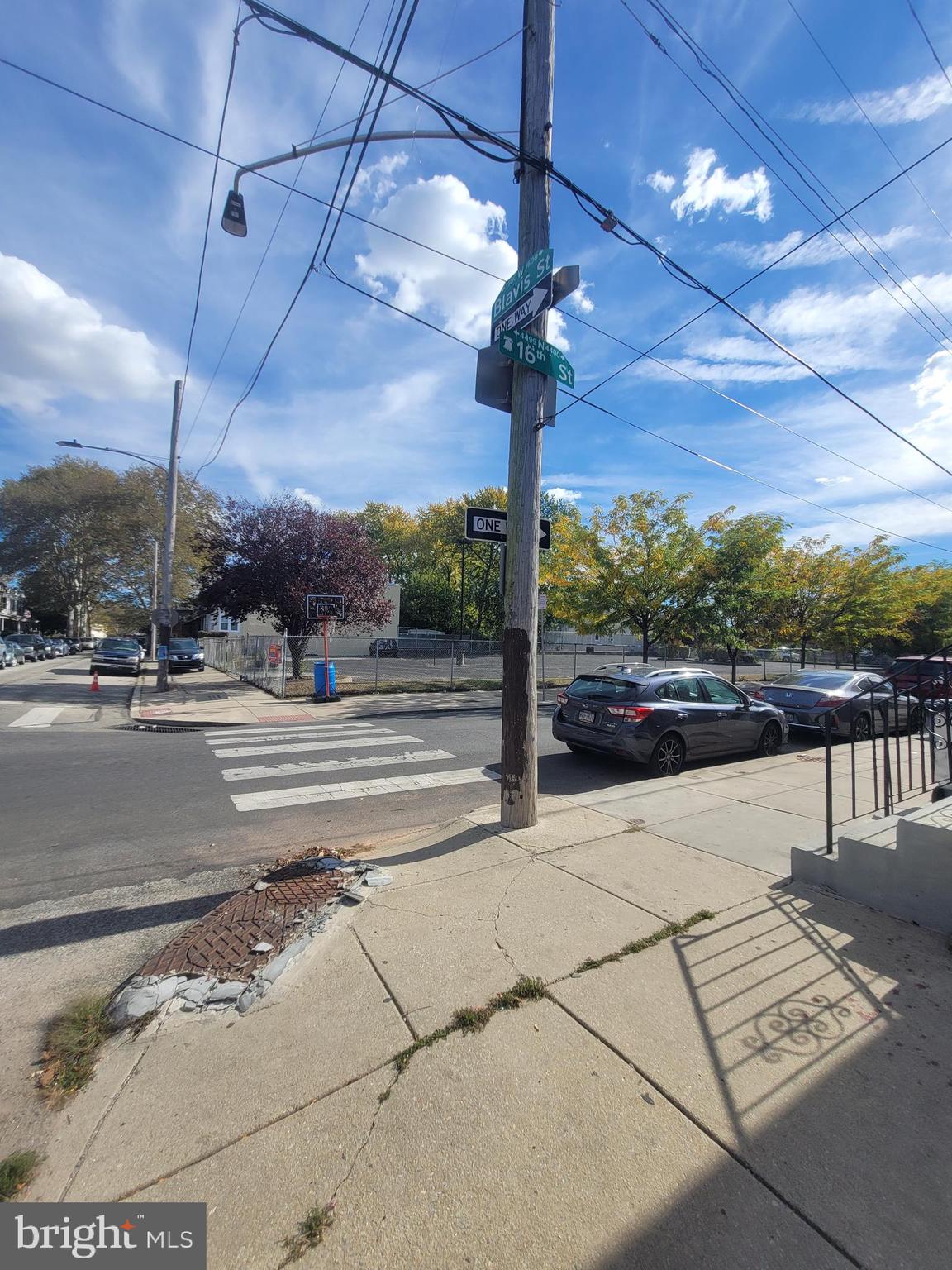 HUNTING PARK - Residential Lease