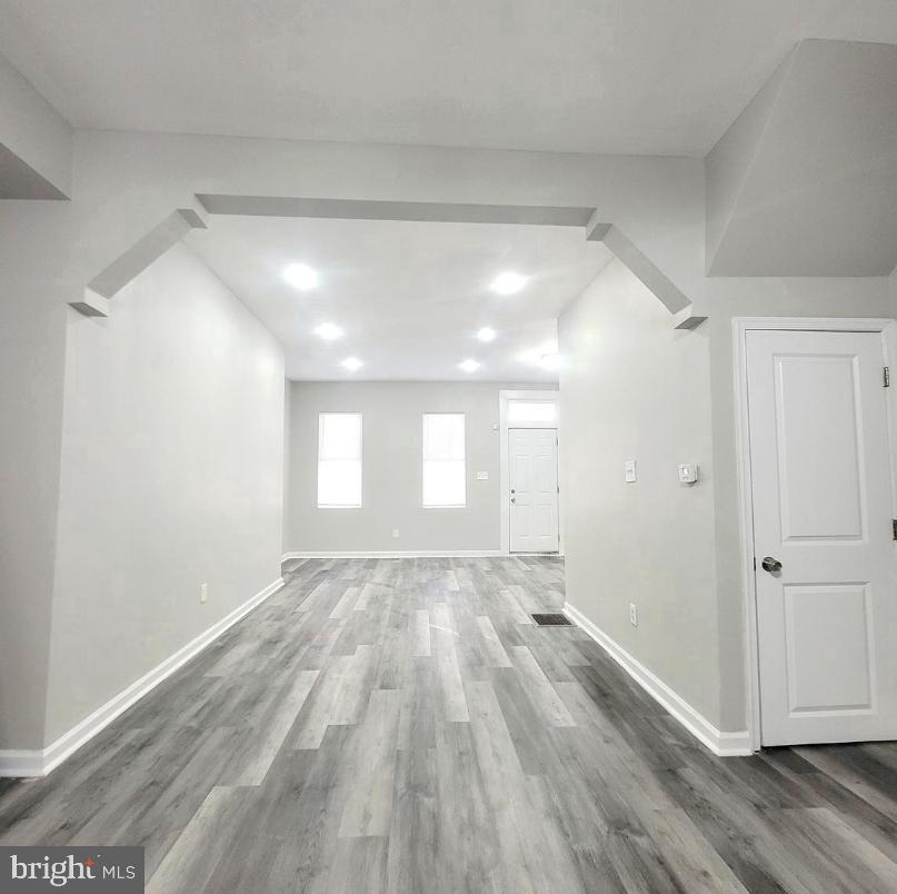 HUNTING PARK - Residential Lease