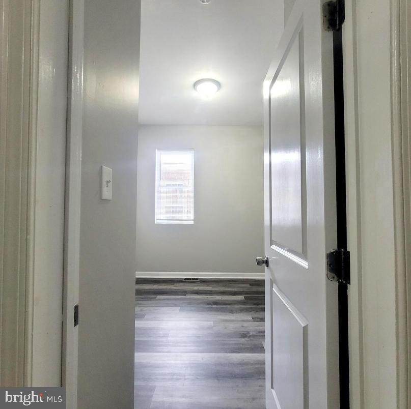 HUNTING PARK - Residential Lease