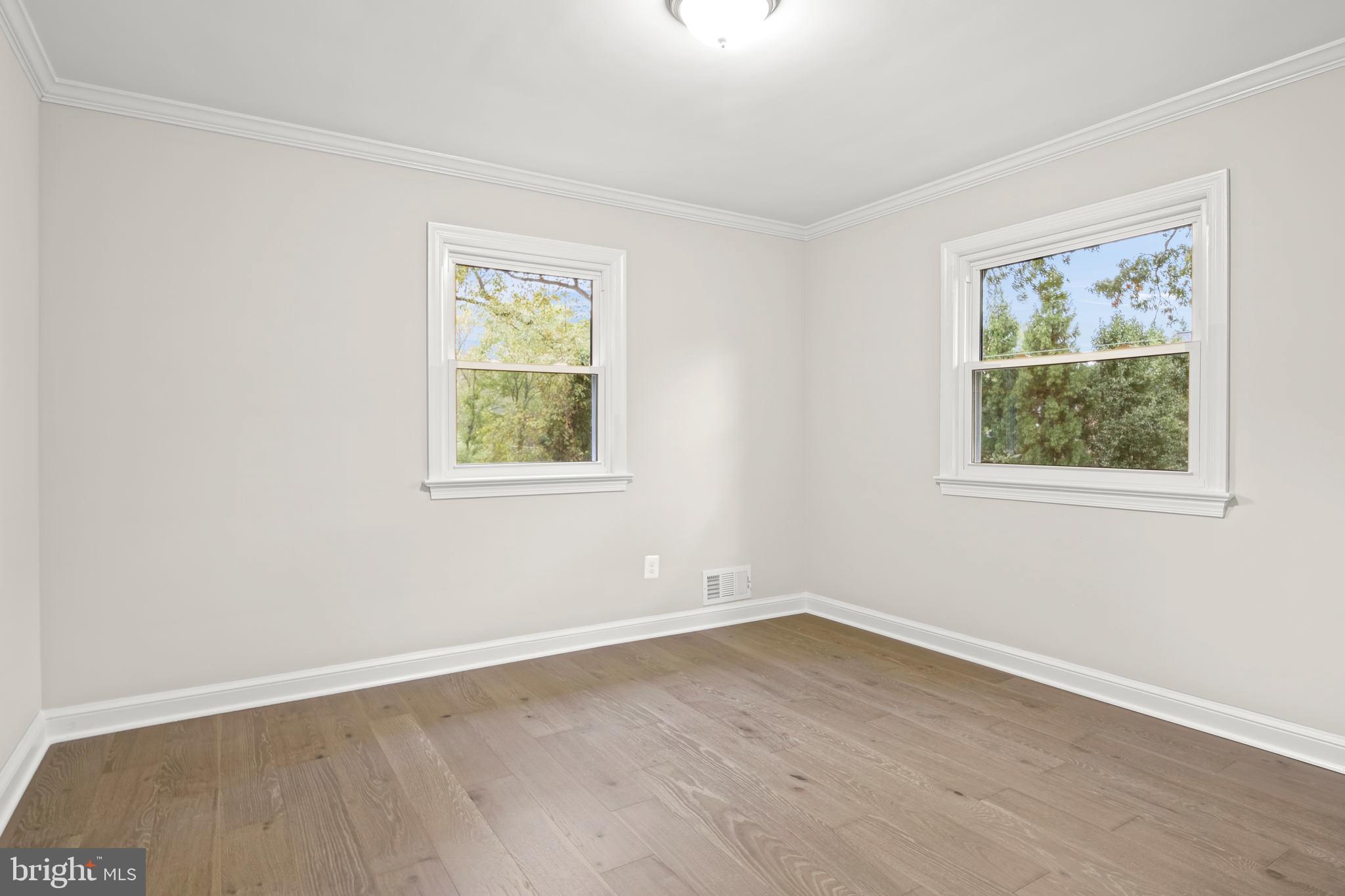 LANES CHESTERBROOK - Residential