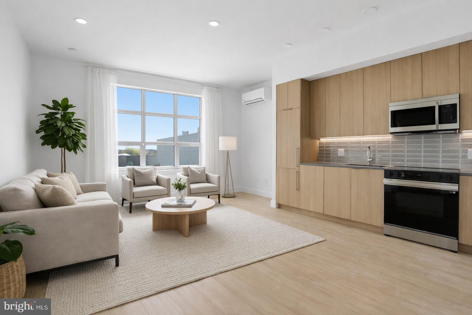 1440 N FRONT STREET 1BED