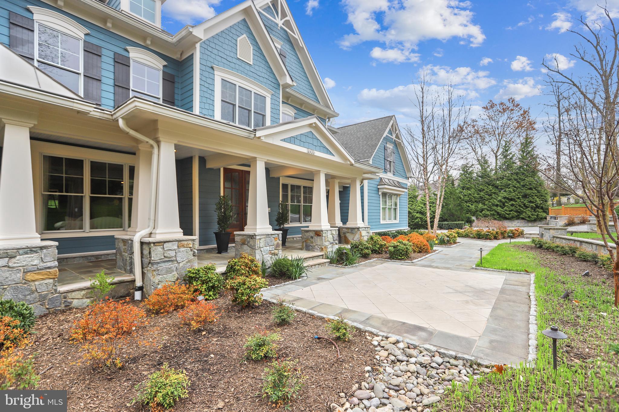 WYATTS HILL - Residential