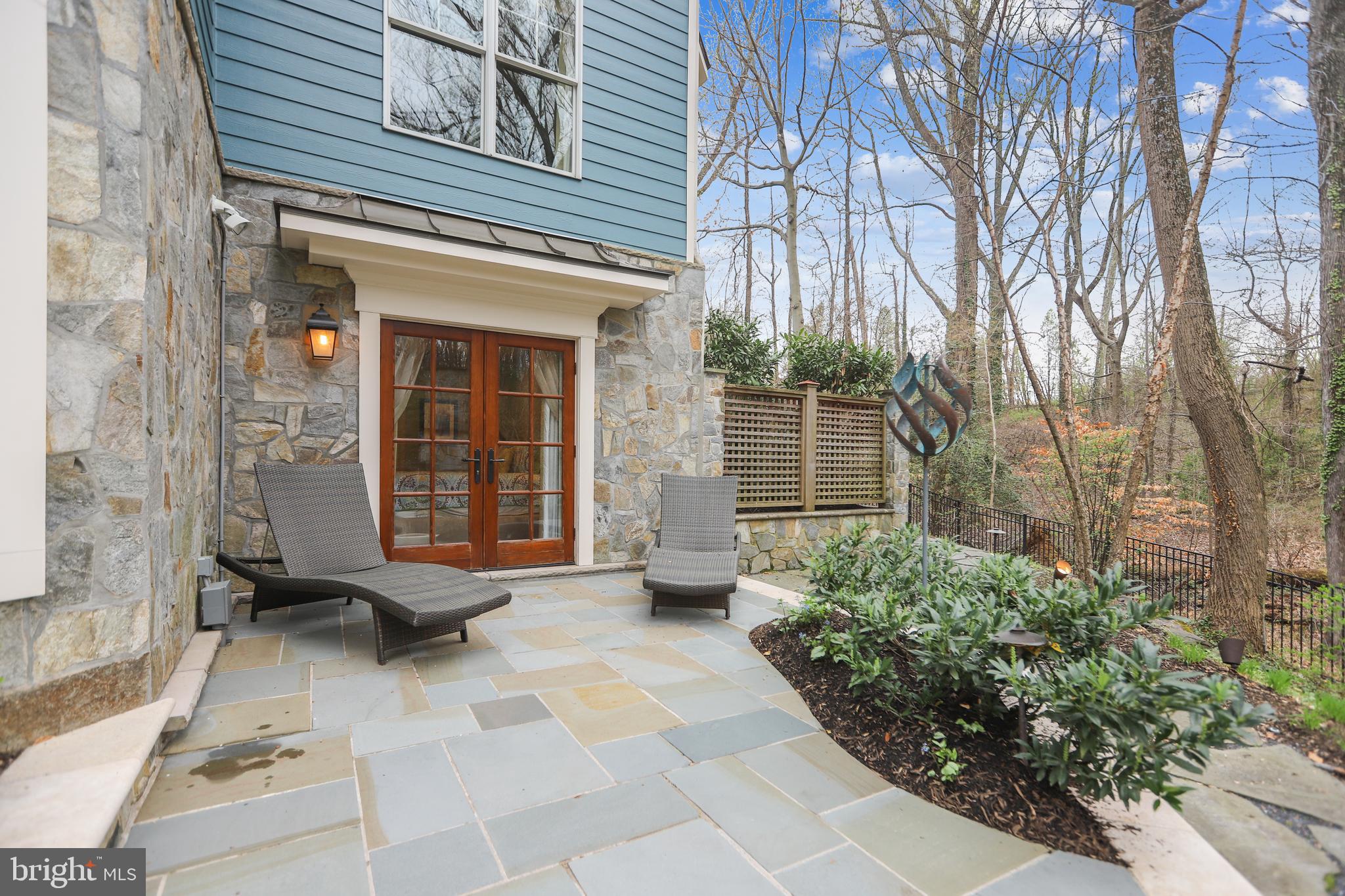 WYATTS HILL - Residential