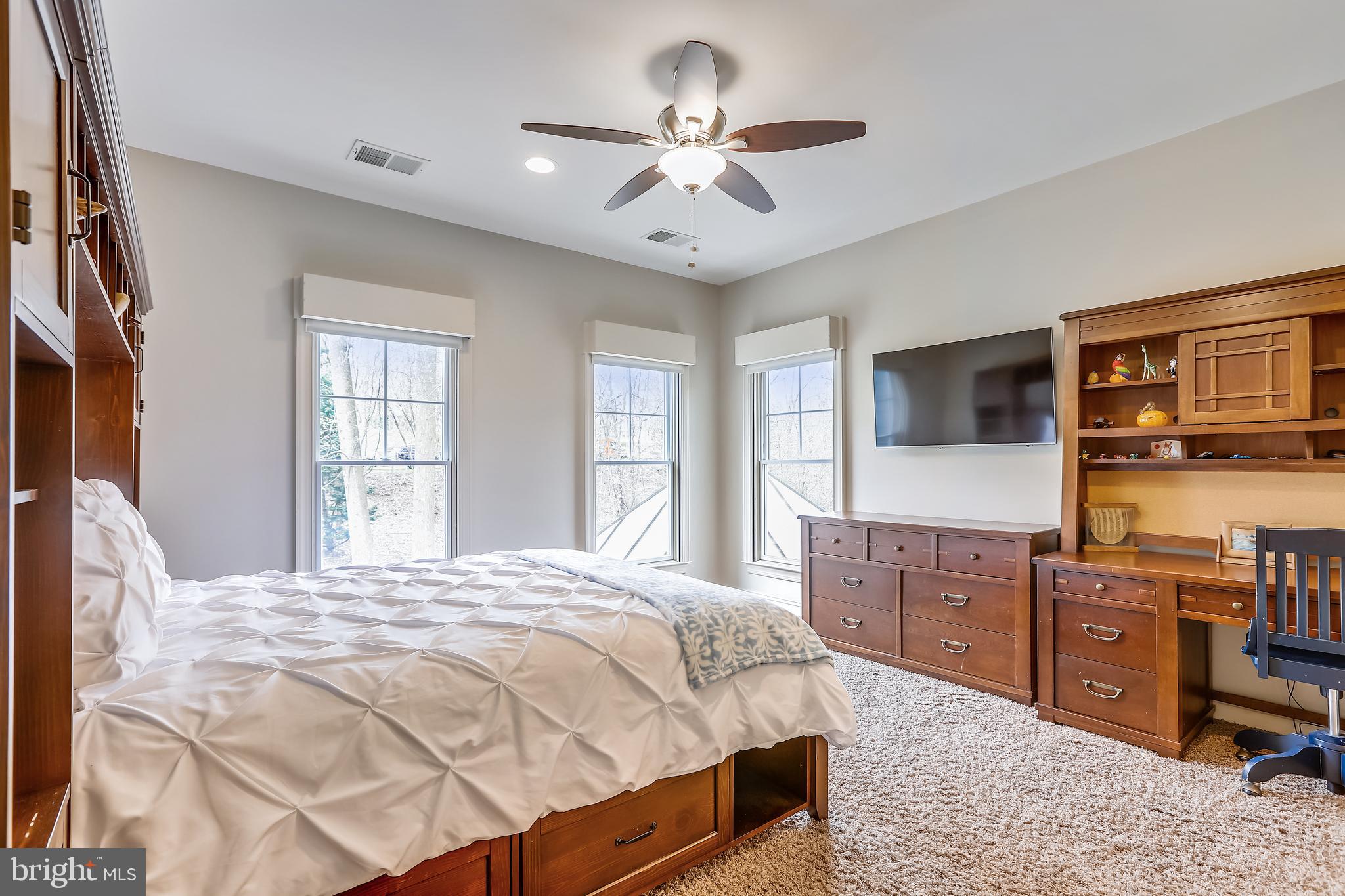 WYATTS HILL - Residential