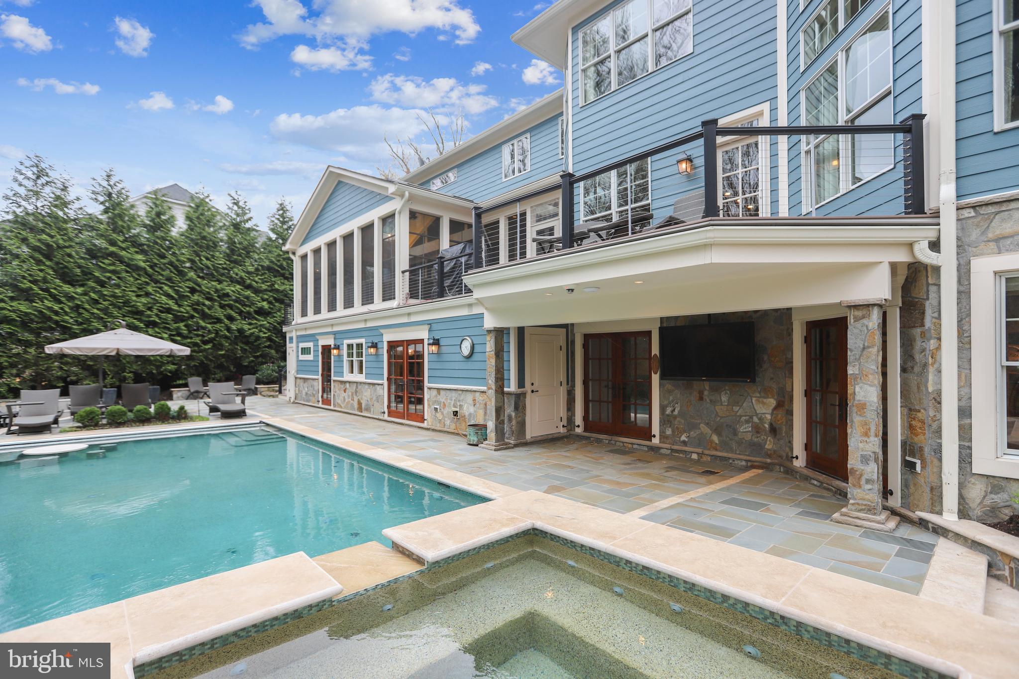 WYATTS HILL - Residential